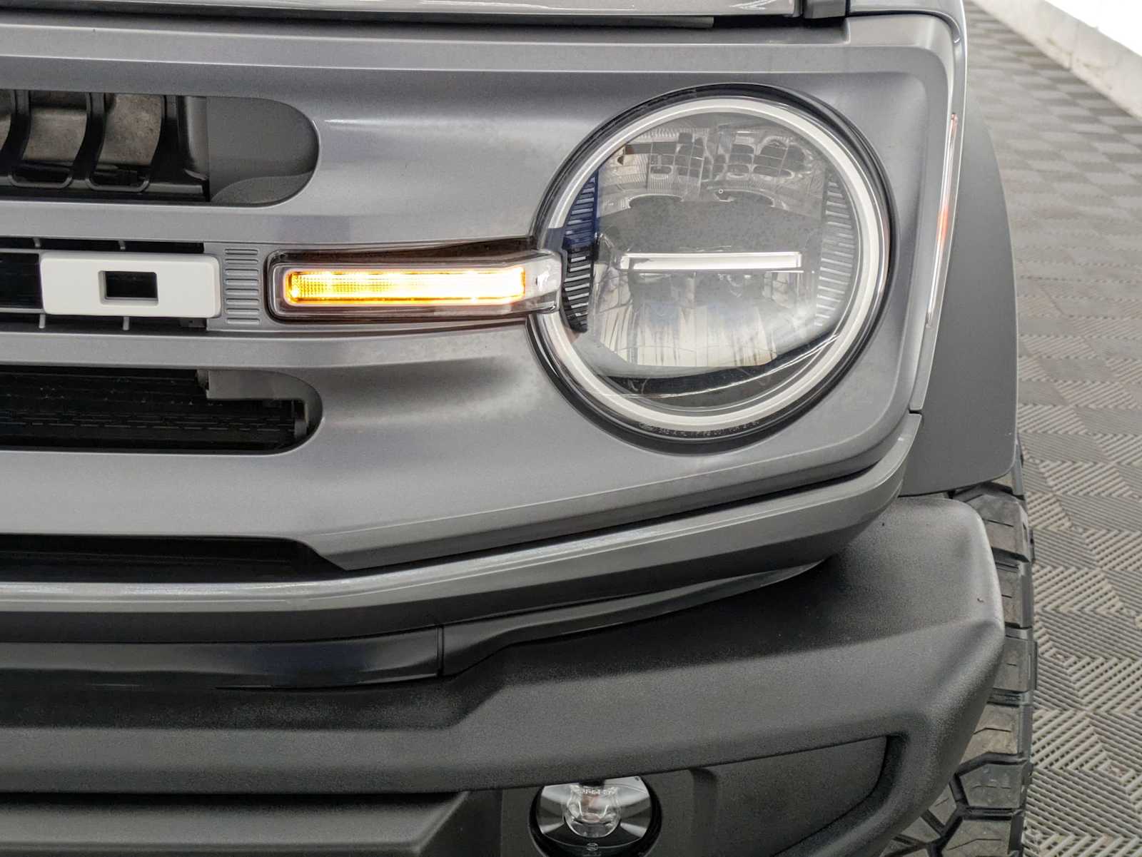 Thumbnail: 2021 Ford Bronco - 10
