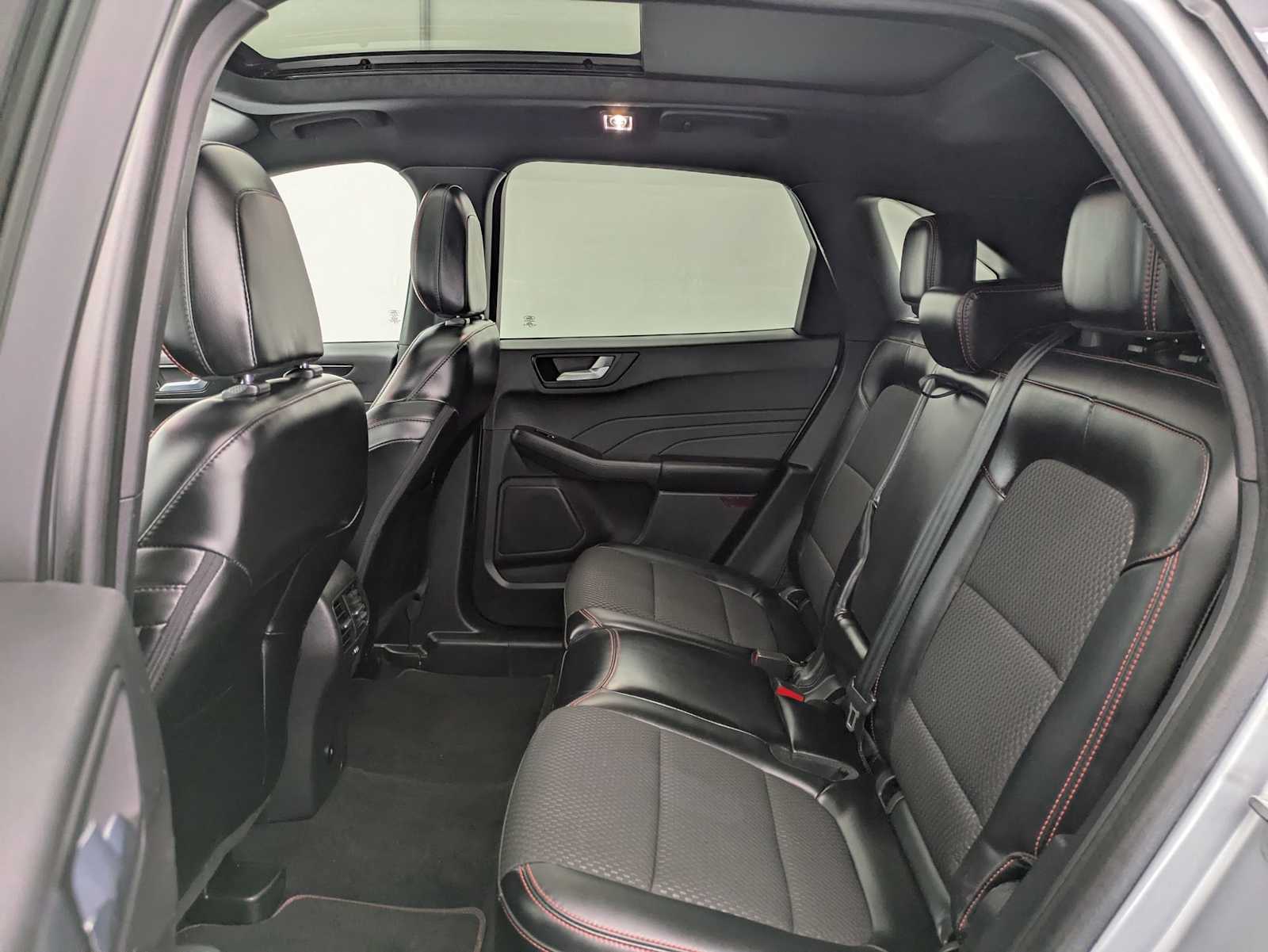 Thumbnail: 2023 Ford Escape - 20