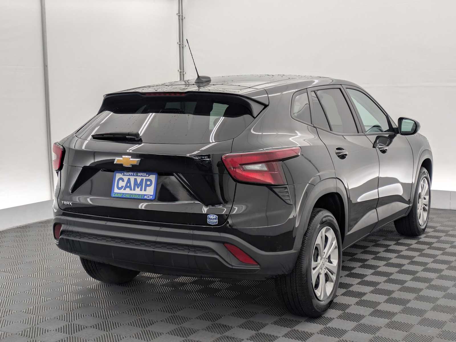 Thumbnail: 2025 Chevrolet Trax - 6