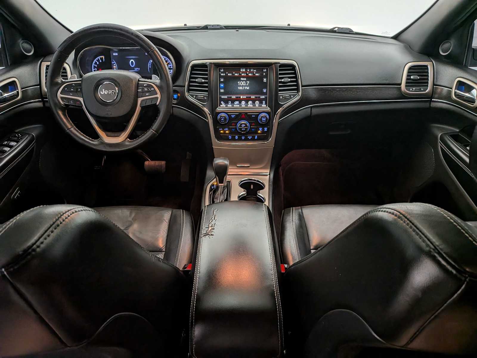 Thumbnail: 2016 Jeep Grand Cherokee - 17