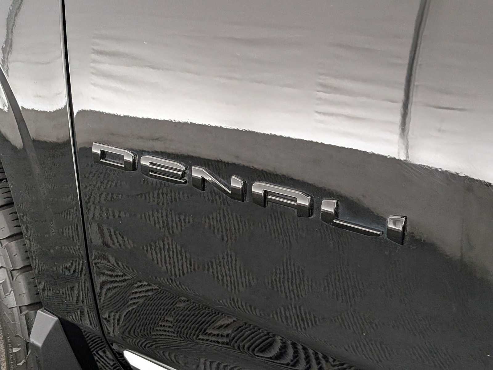 Thumbnail: 2023 GMC Yukon - 11