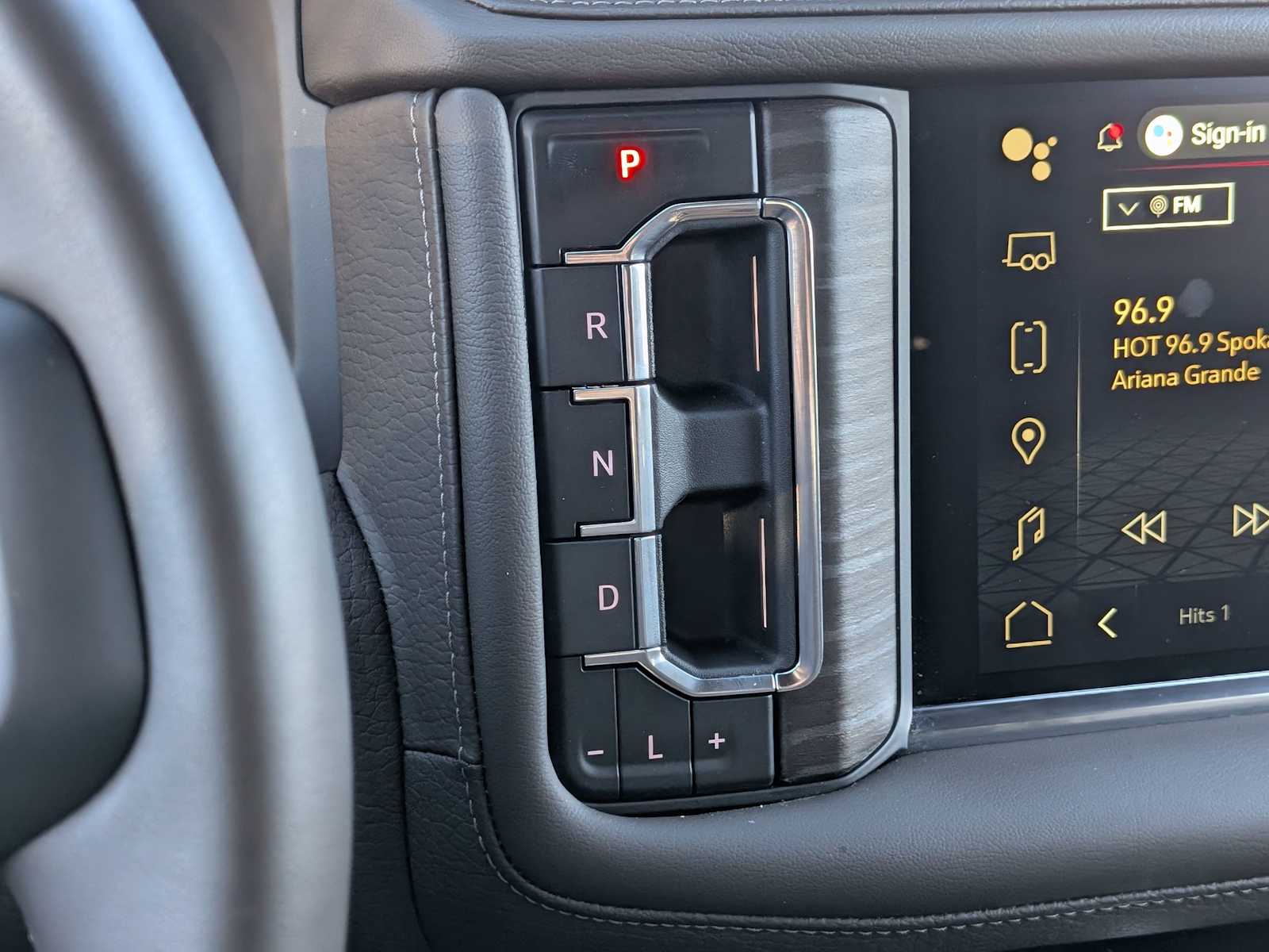 Thumbnail: 2024 GMC Yukon - 33