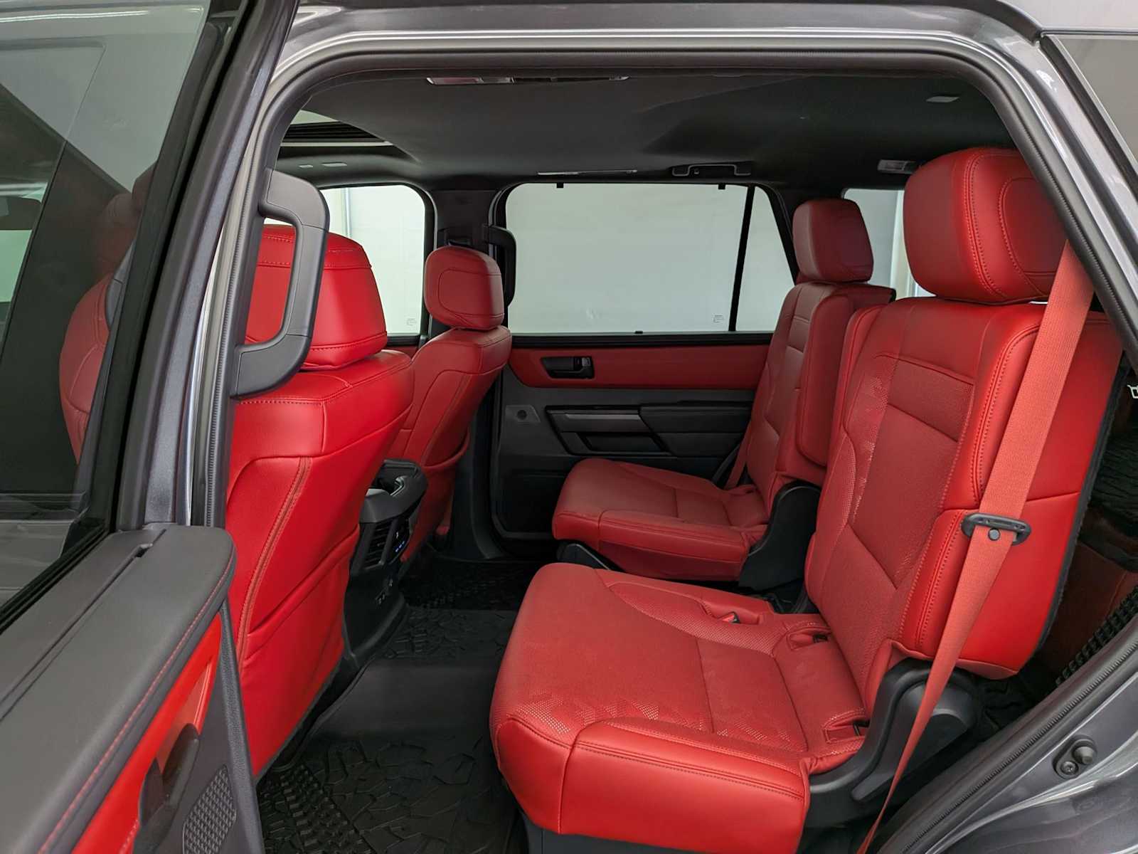 Thumbnail: 2024 Toyota Sequoia - 21