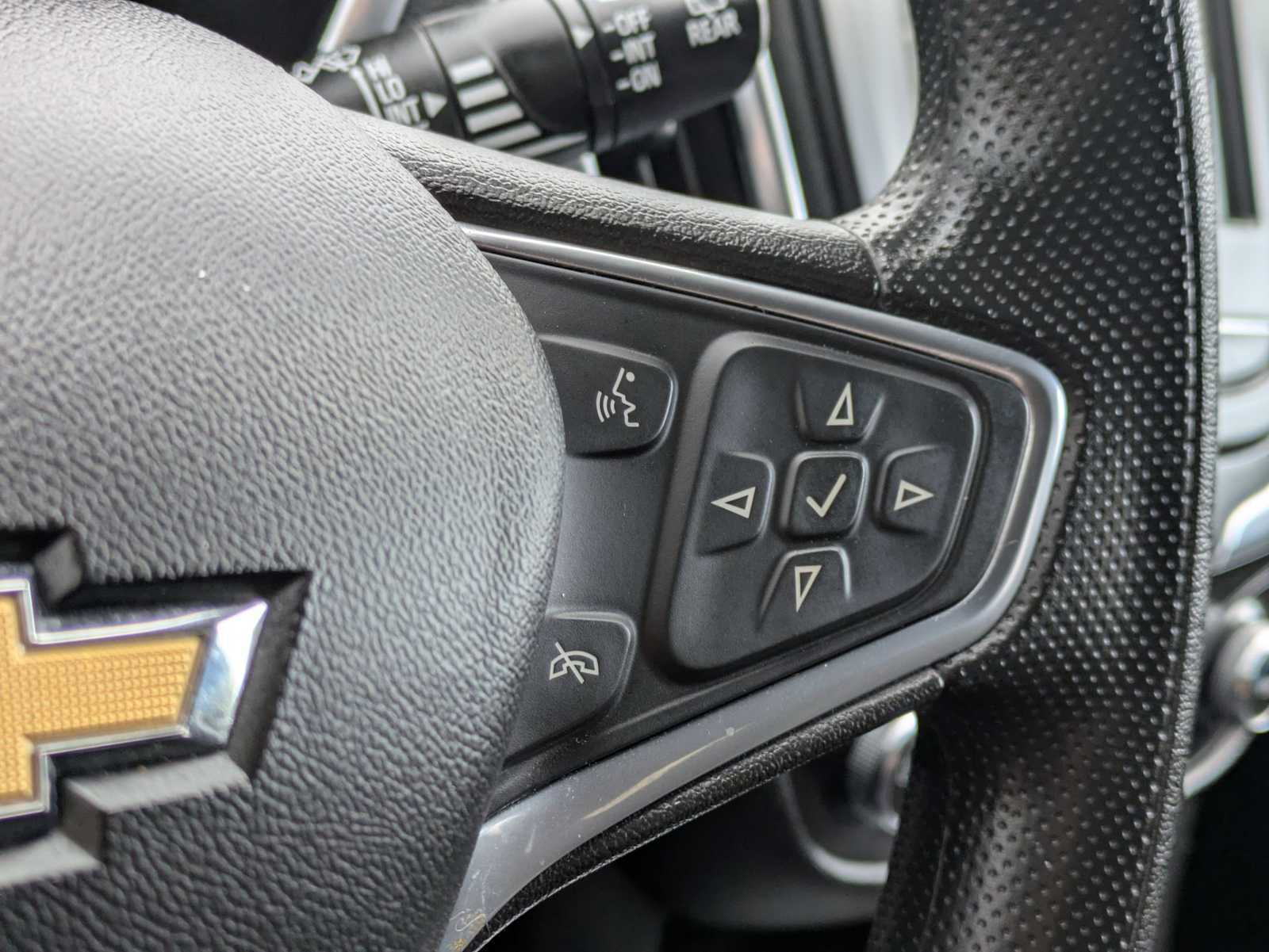 Thumbnail: 2019 Chevrolet Equinox - 25
