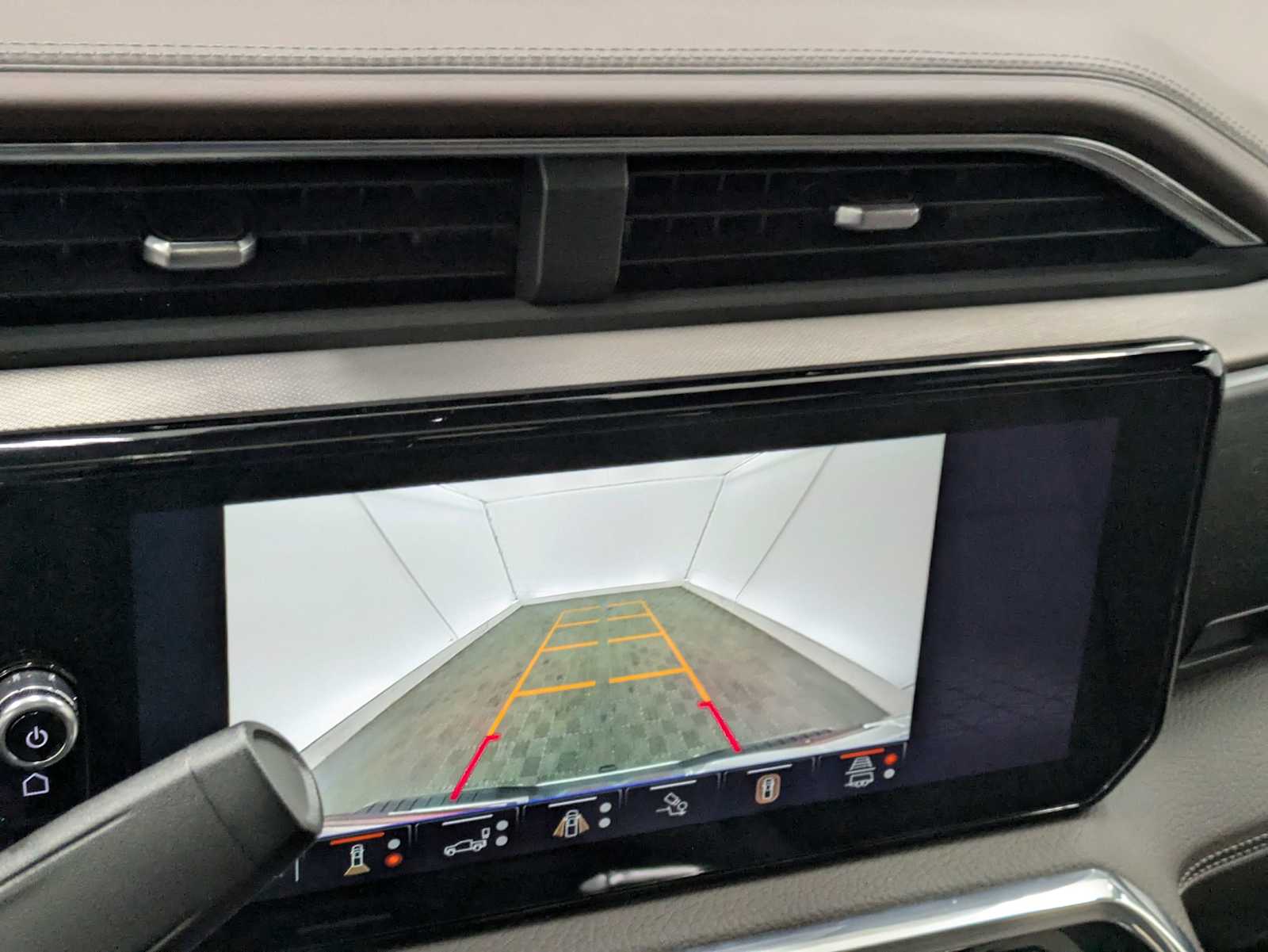 Thumbnail: 2025 GMC Sierra 2500 - 30