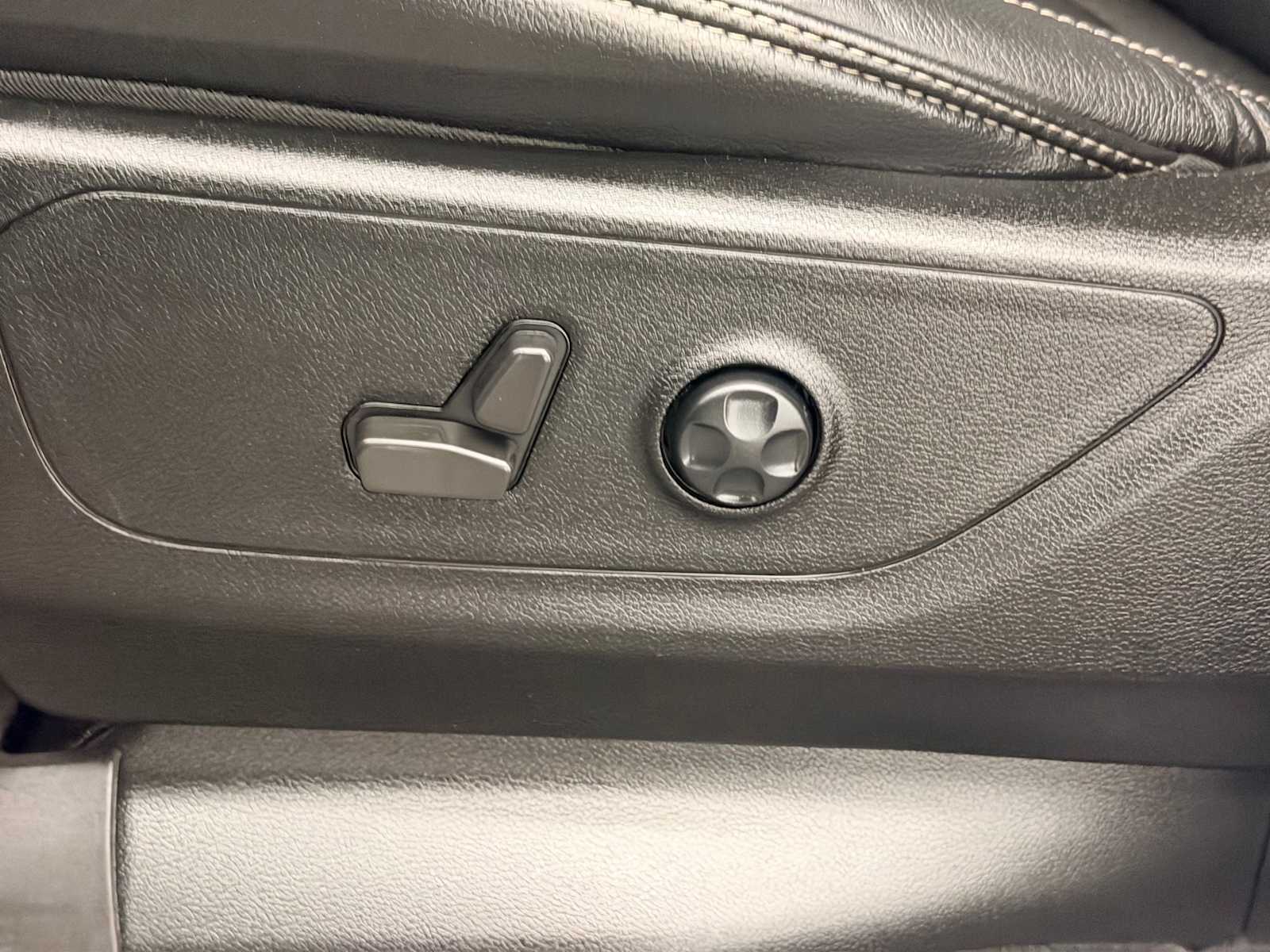 Thumbnail: 2021 RAM 1500 - 20