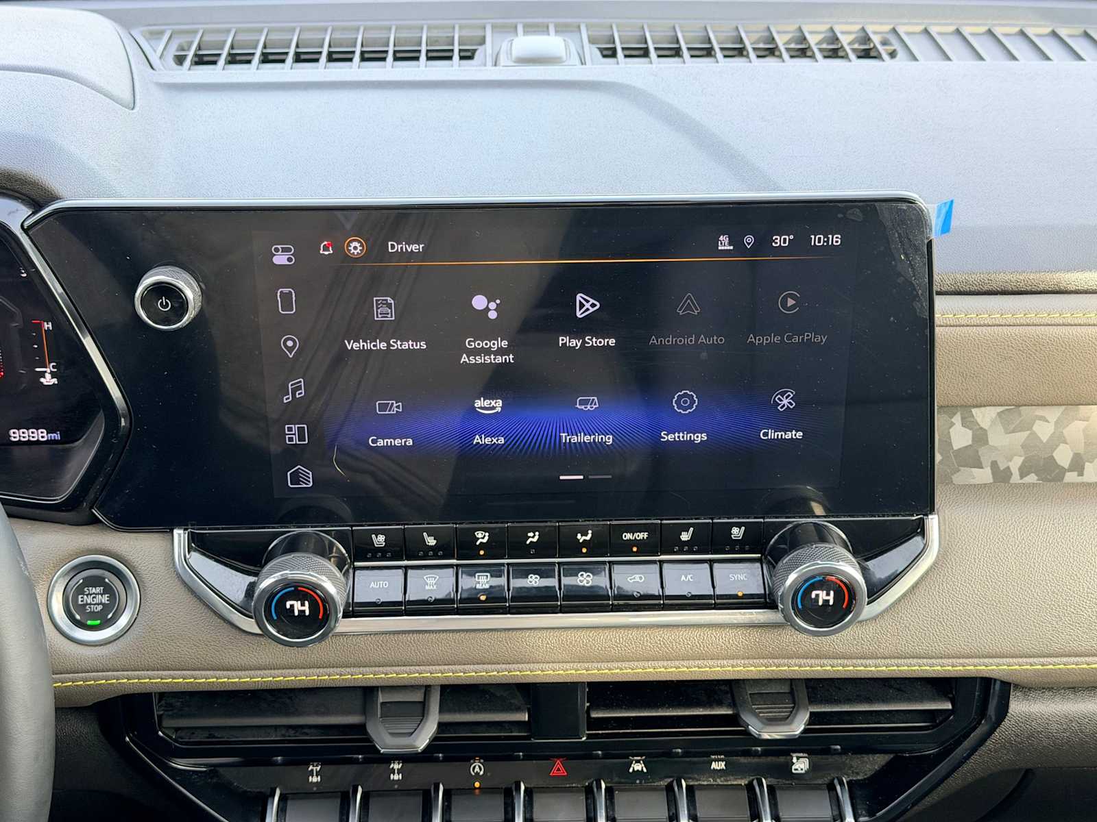 Thumbnail: 2024 Chevrolet Colorado - 28