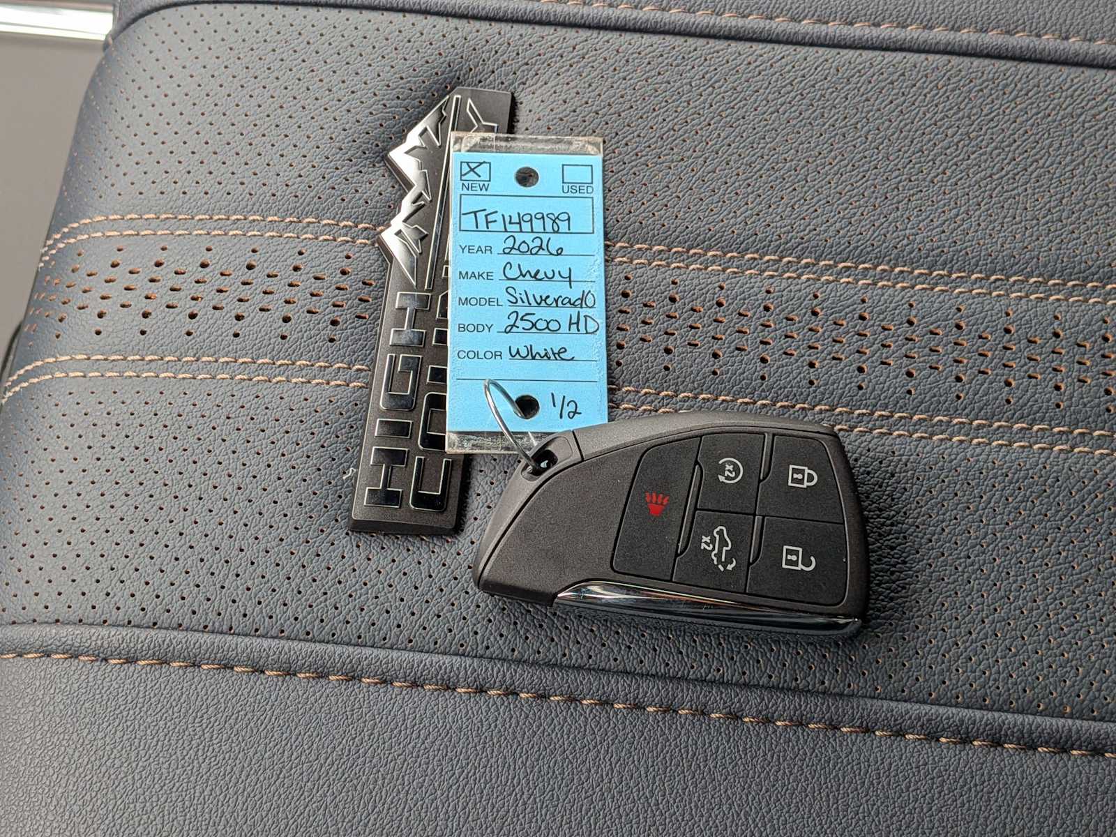 Thumbnail: 2026 Chevrolet Silverado 2500 - 36