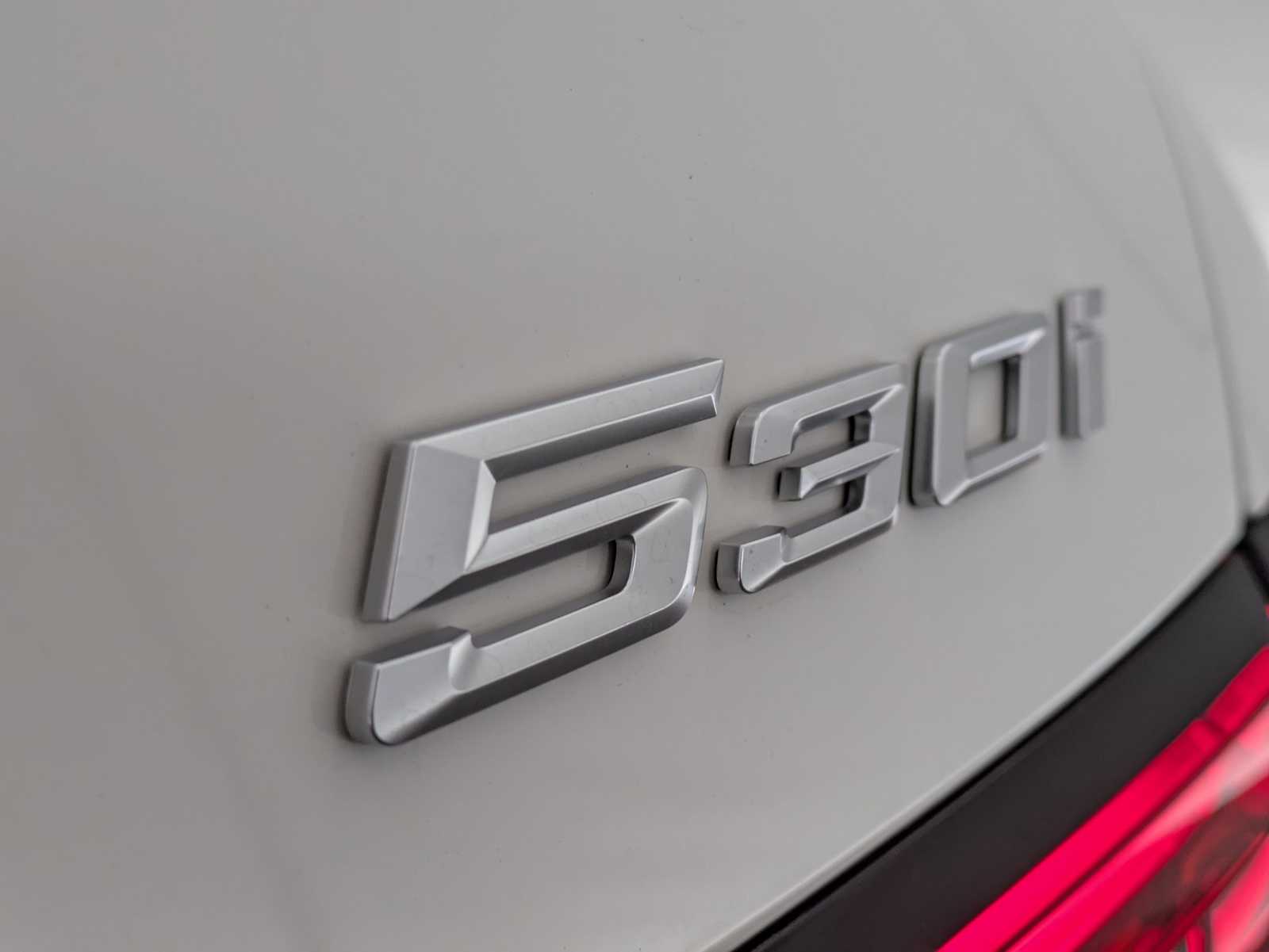 Thumbnail: 2025 BMW 5 Series - 13