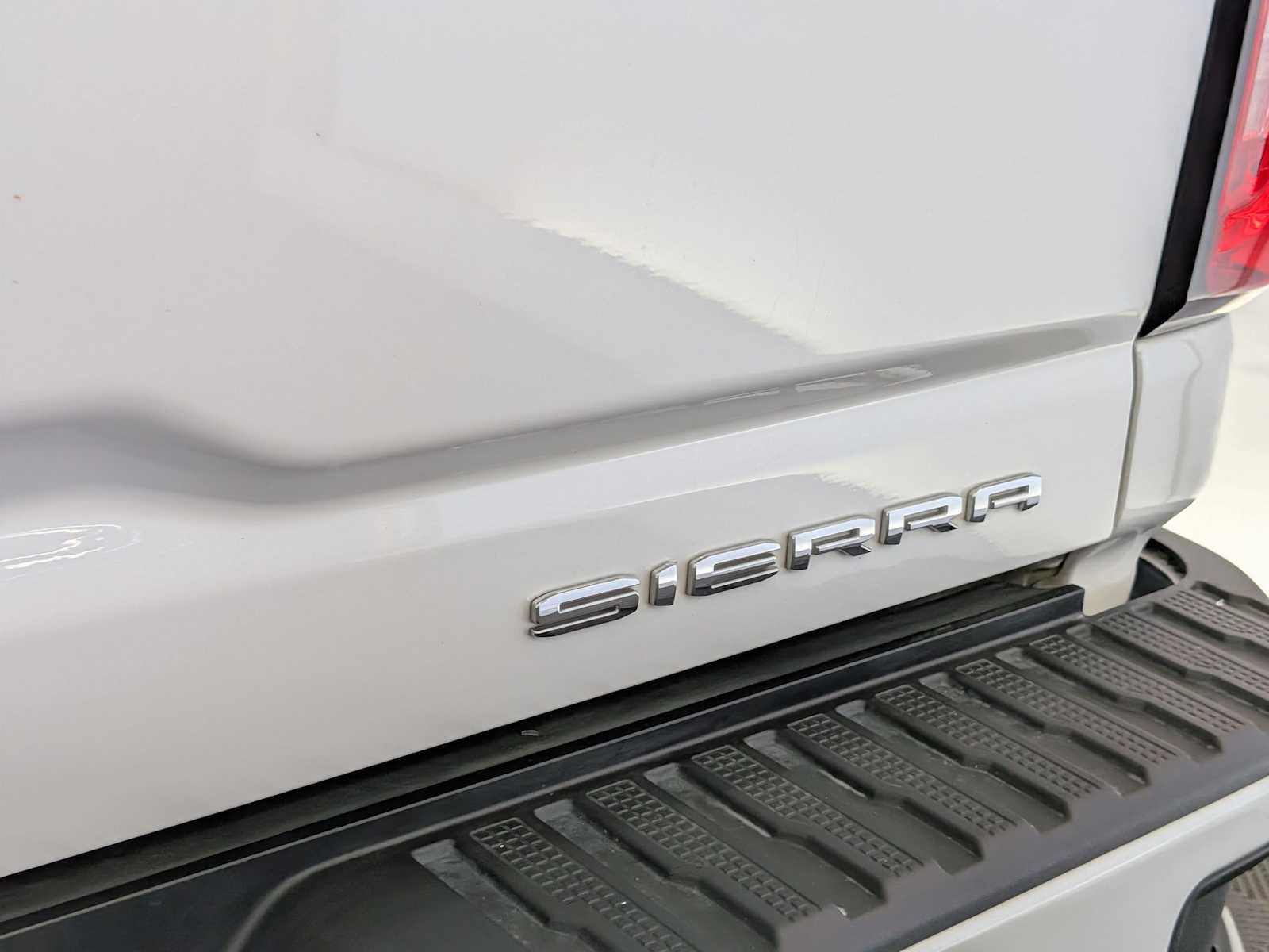 Thumbnail: 2023 GMC Sierra 3500 - 13