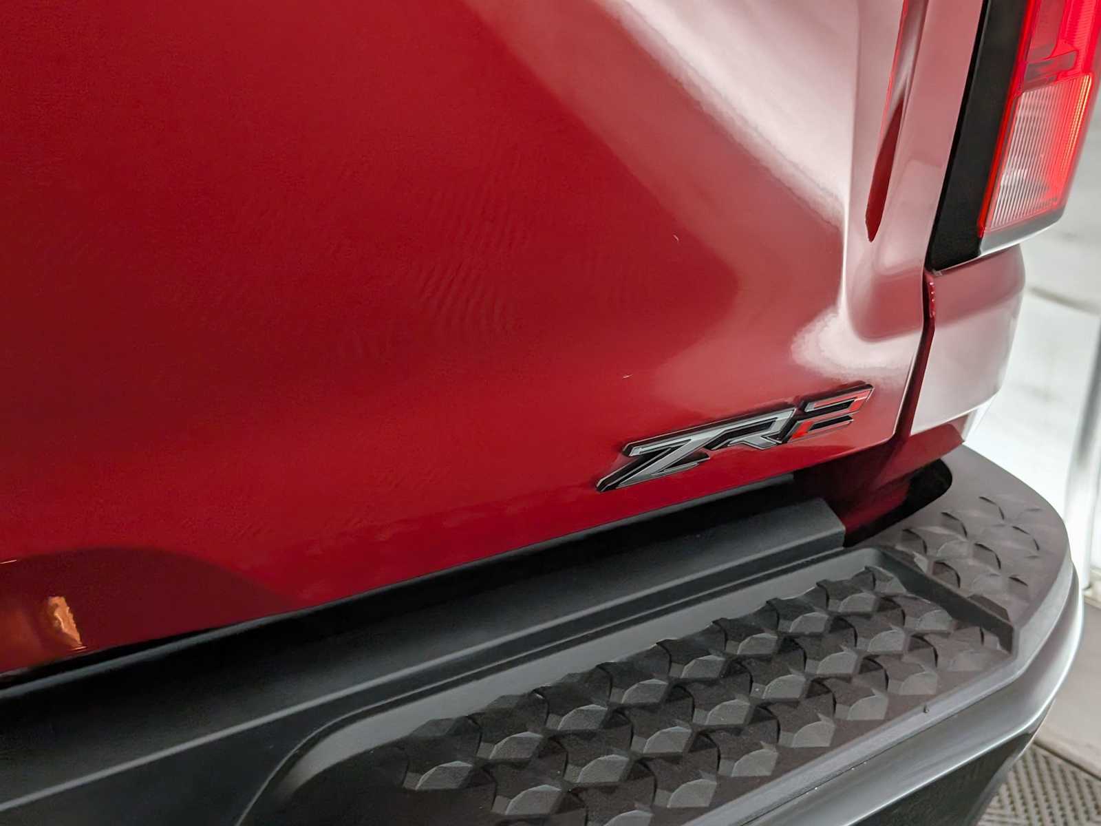 Thumbnail: 2024 Chevrolet Colorado - 15