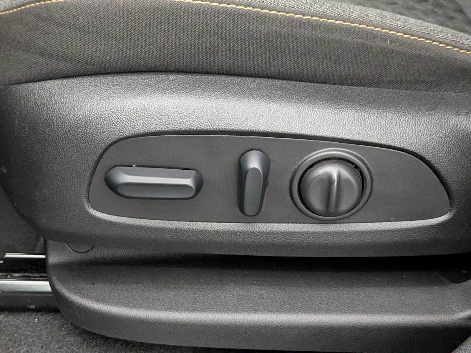 Thumbnail: 2024 Chevrolet Equinox - 18