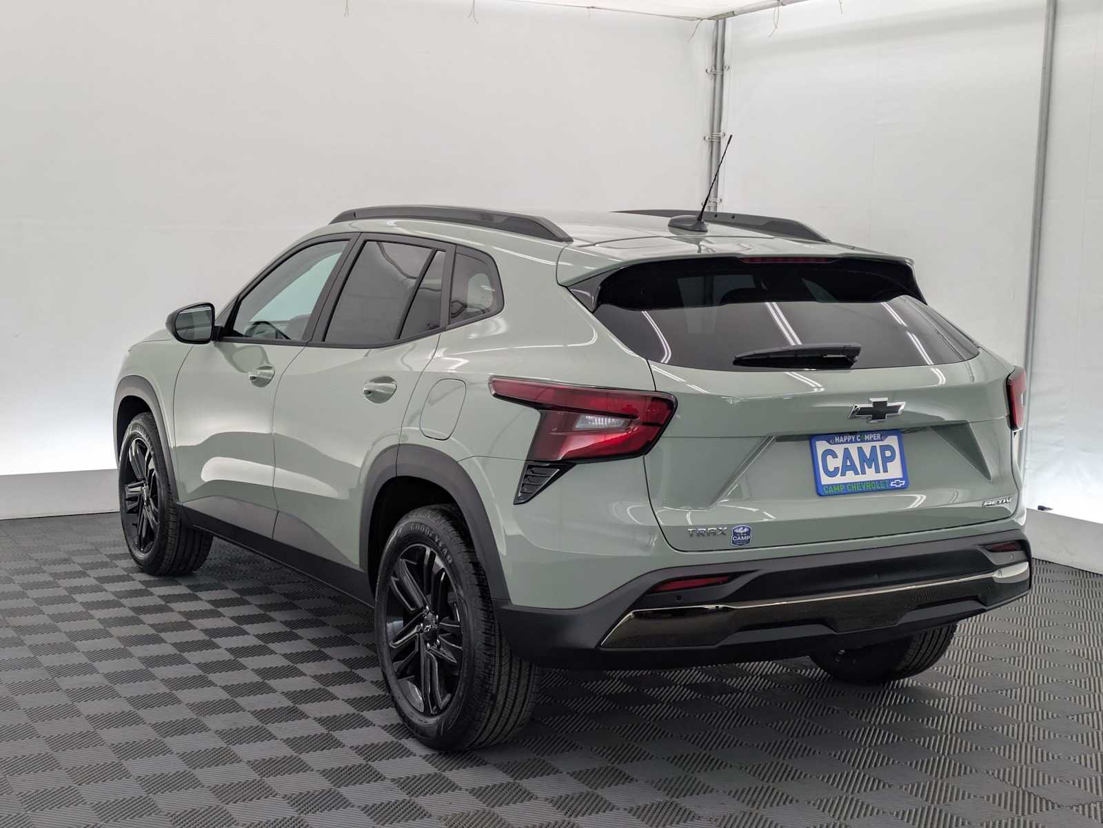 Thumbnail: 2026 Chevrolet Trax - 4