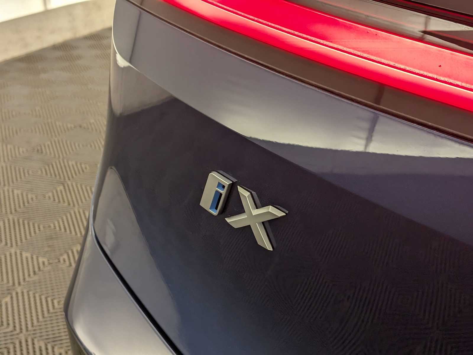 Thumbnail: 2023 BMW iX - 12