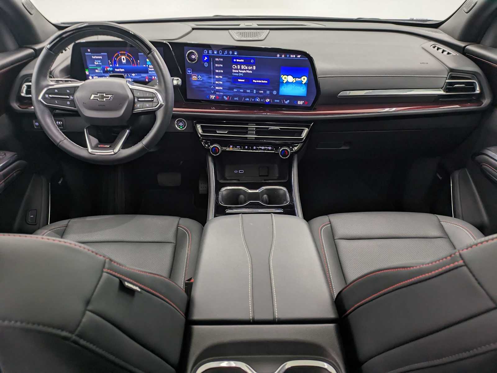 Thumbnail: 2024 Chevrolet Traverse - 16