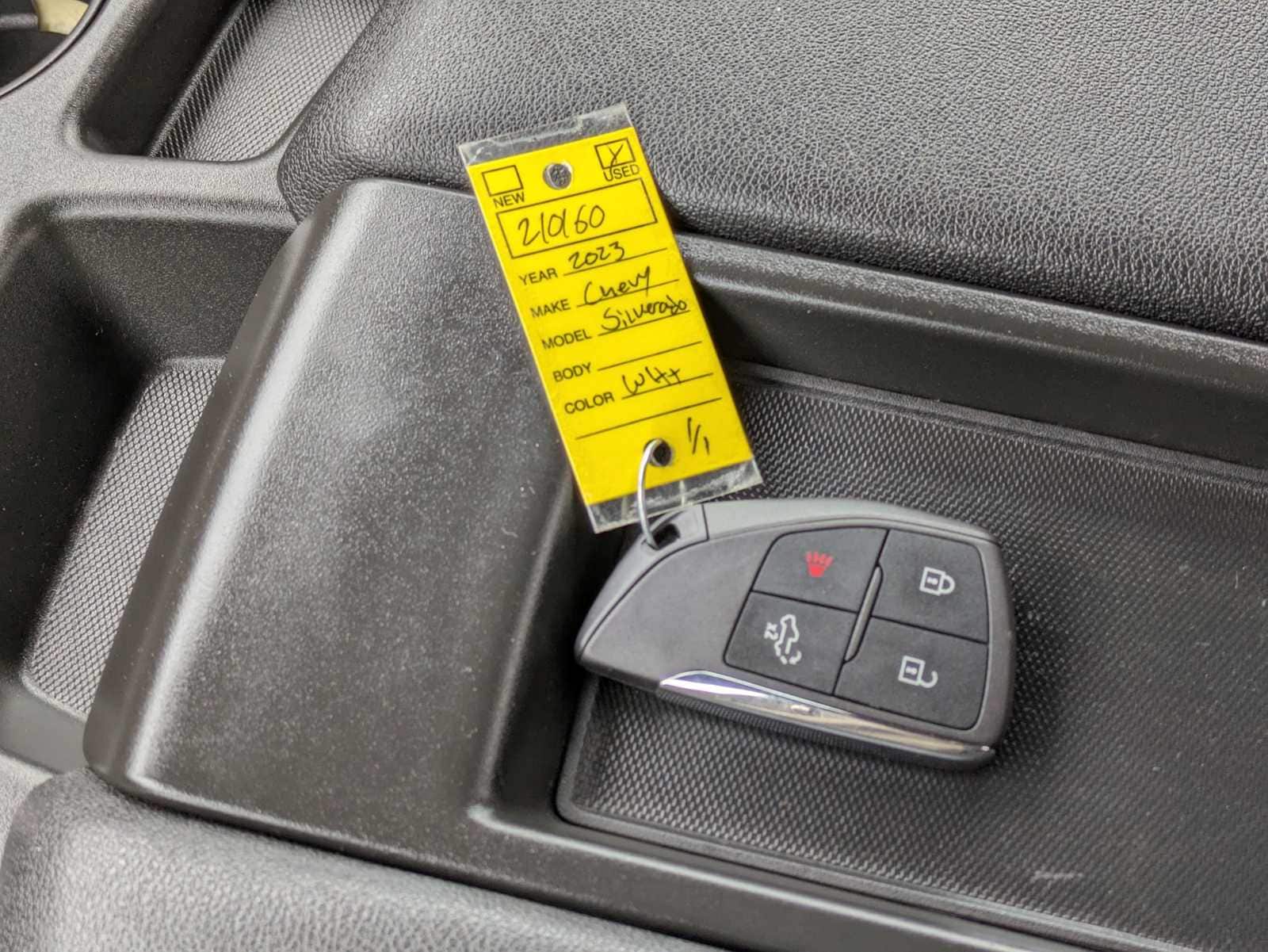 Thumbnail: 2023 Chevrolet Silverado 1500 - 27