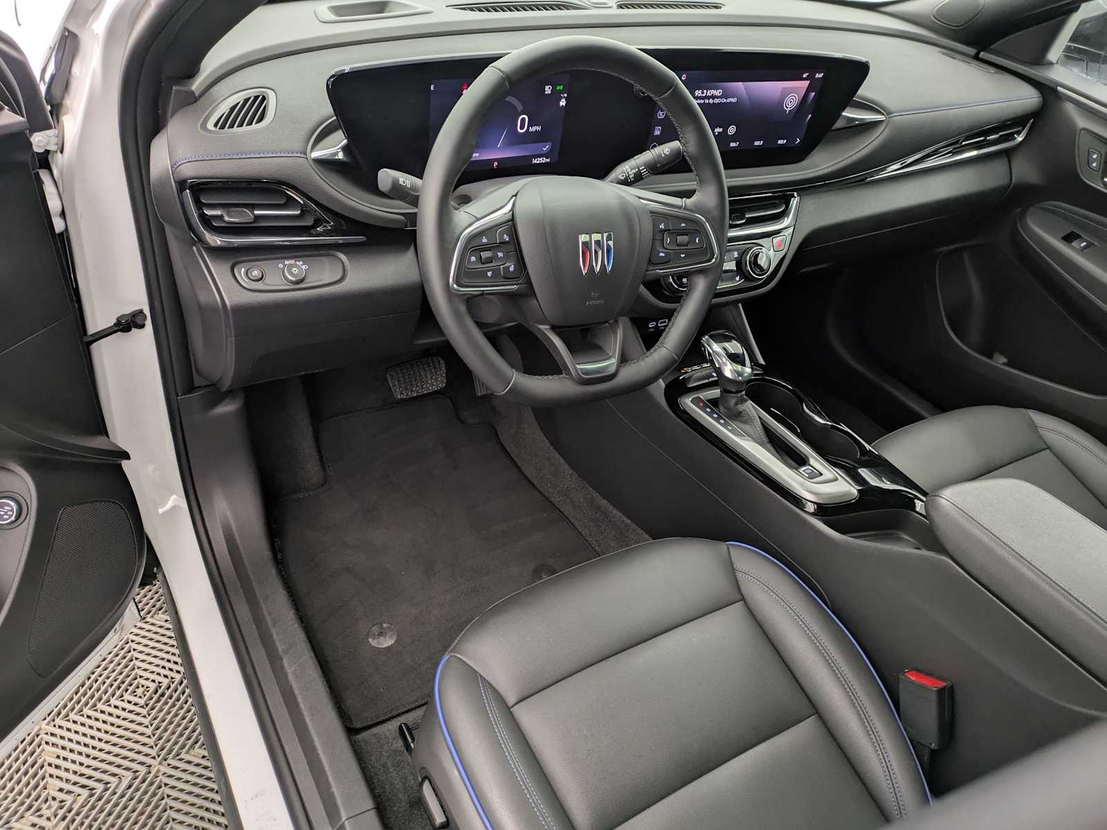 Thumbnail: 2025 Buick Envista - 2