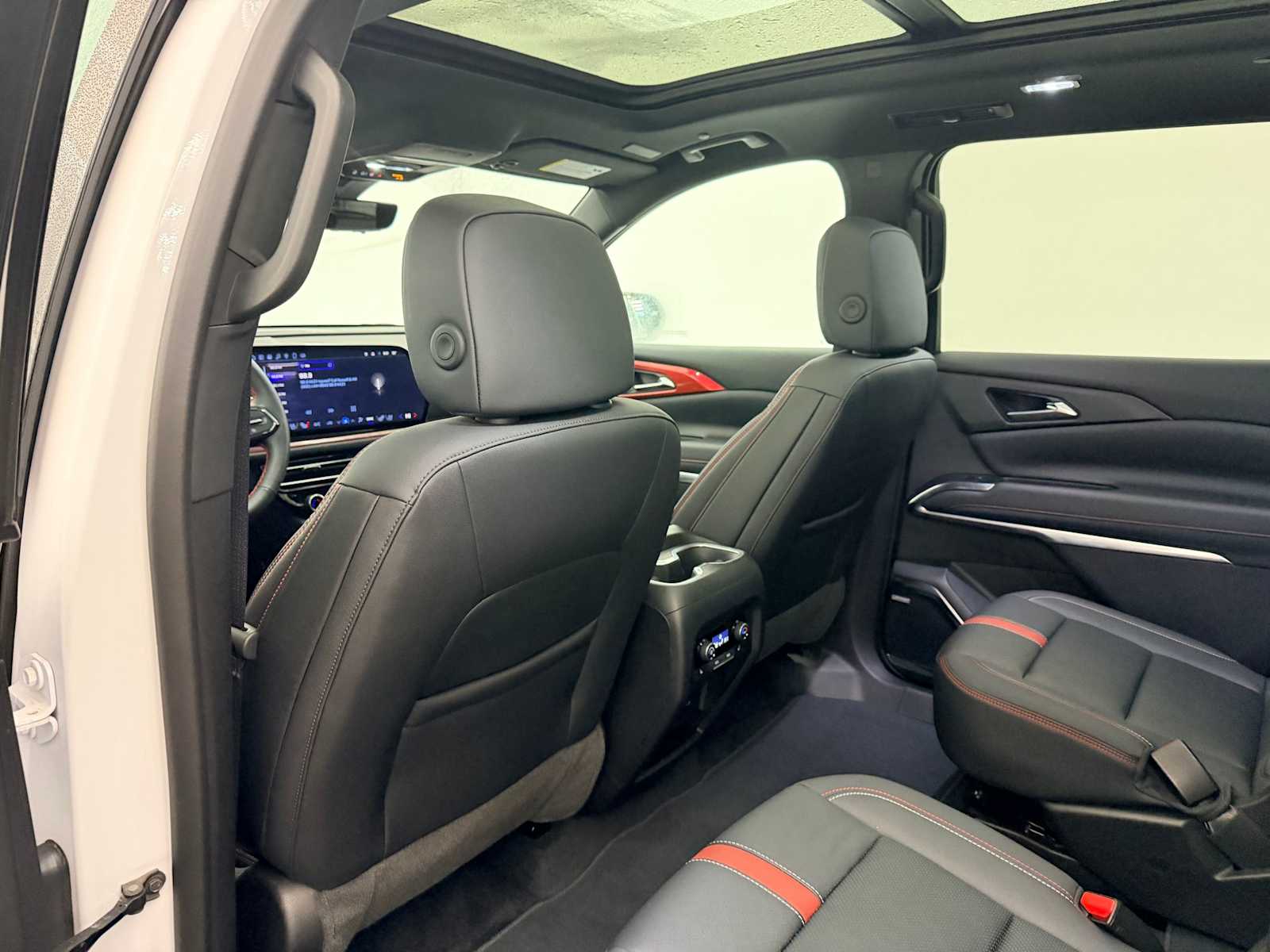 Thumbnail: 2024 Chevrolet Traverse - 19