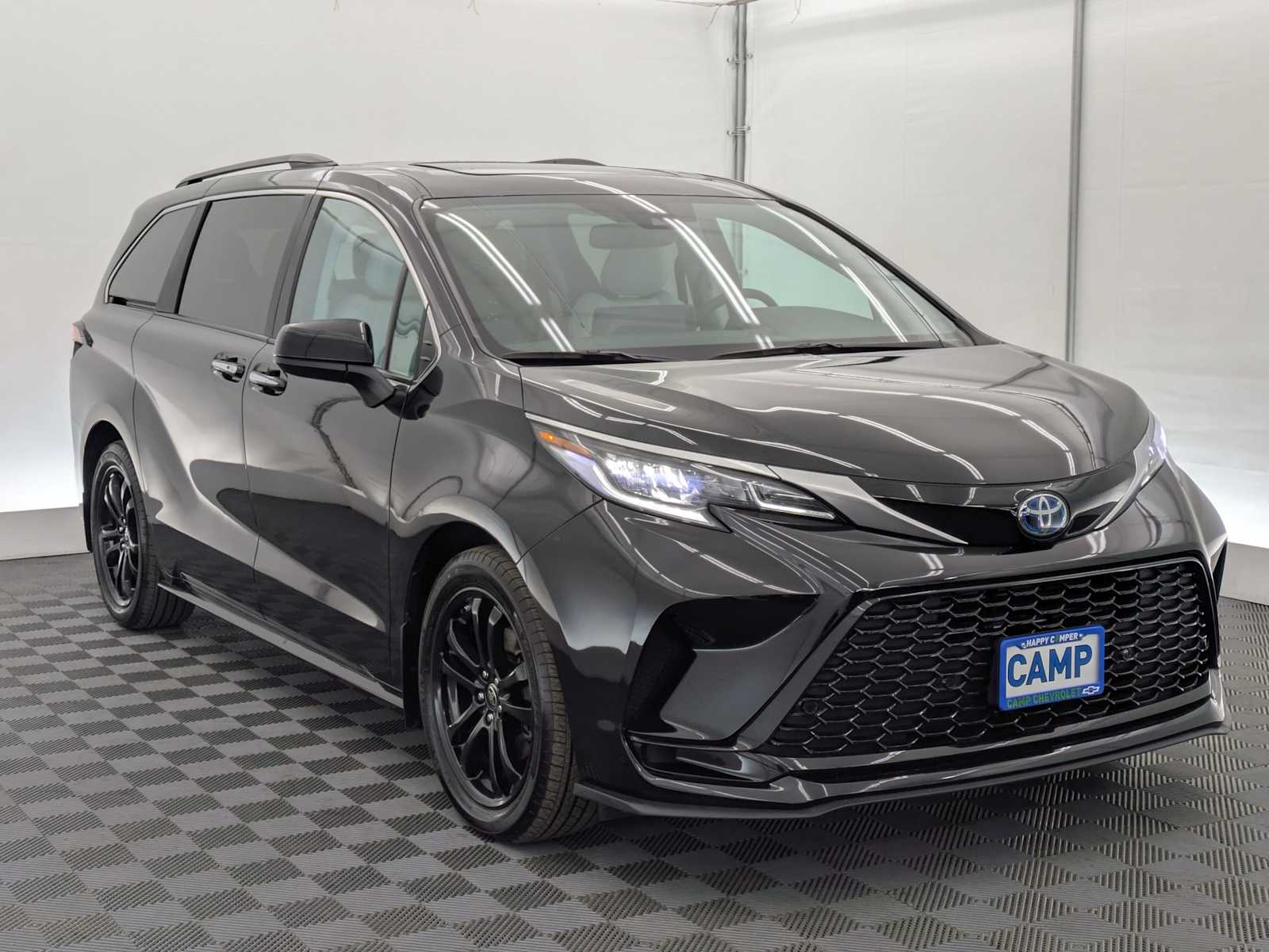 Thumbnail: 2024 Toyota Sienna - 8