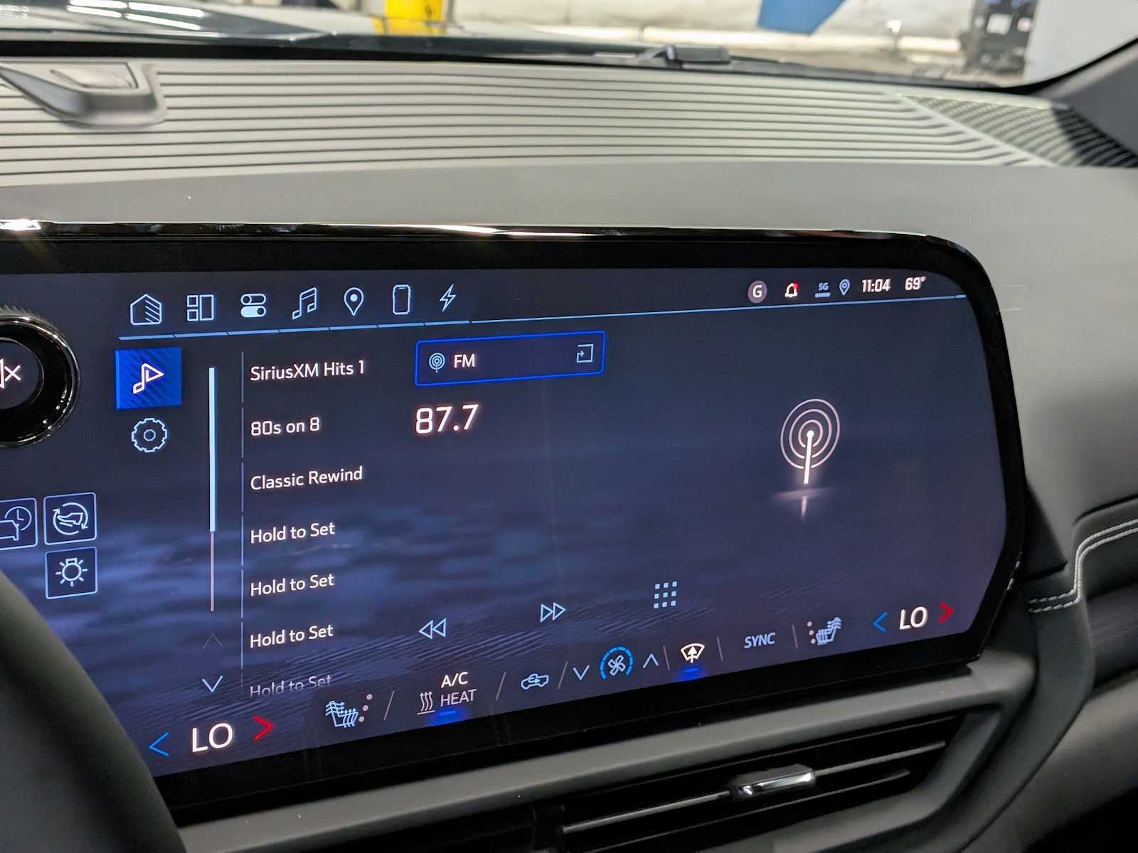 Thumbnail: 2026 Chevrolet Silverado EV - 28