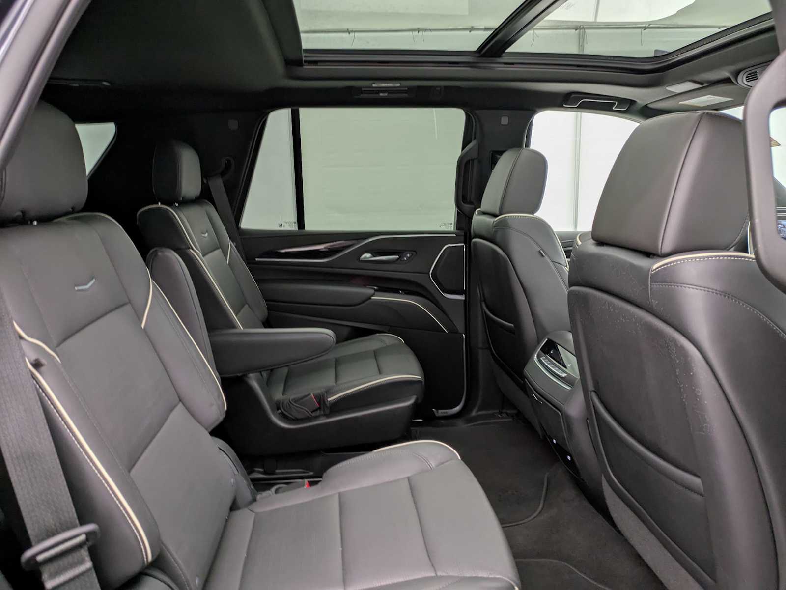 Thumbnail: 2023 Cadillac Escalade - 21