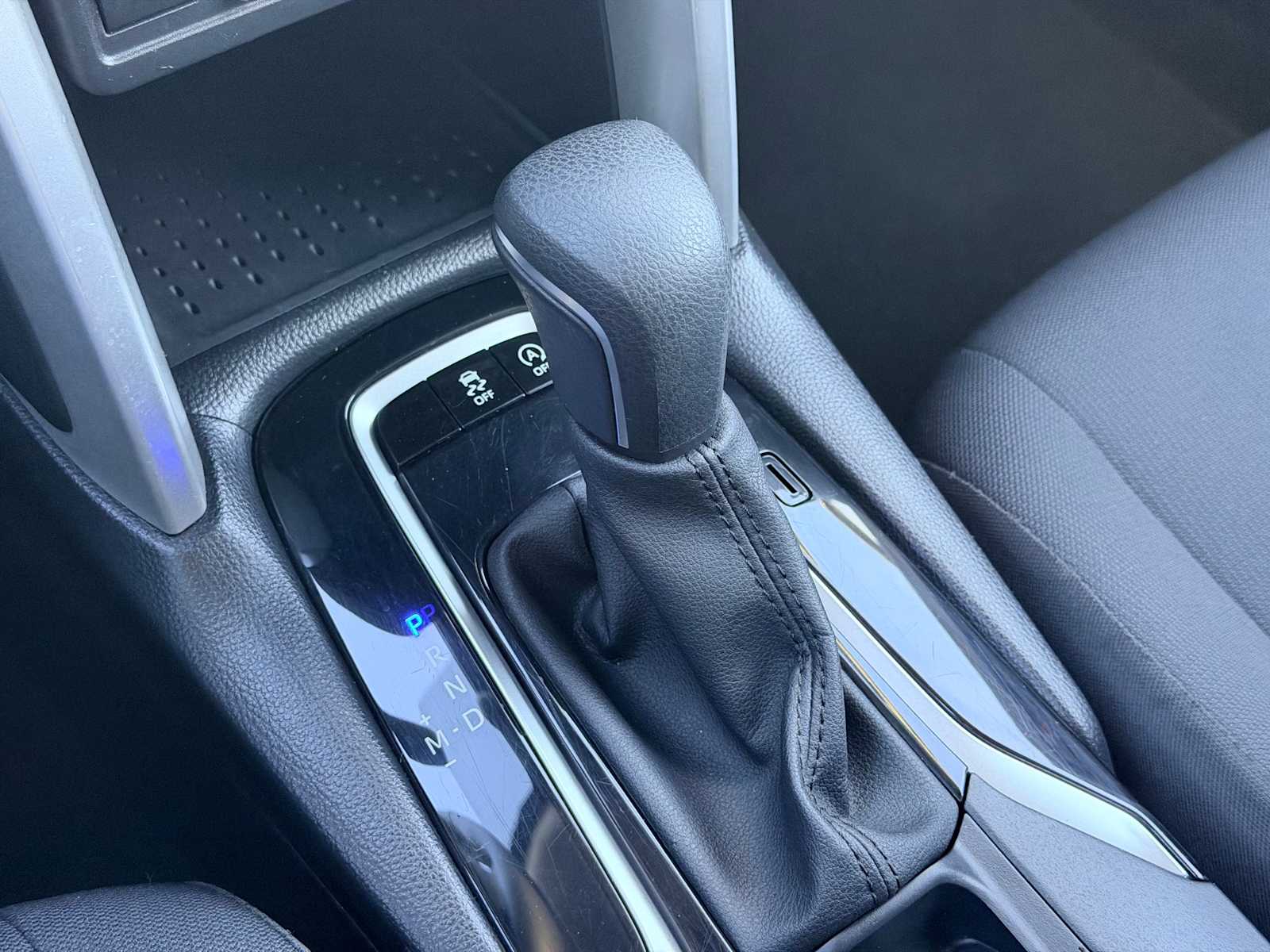 Thumbnail: 2024 Toyota Corolla Cross - 31