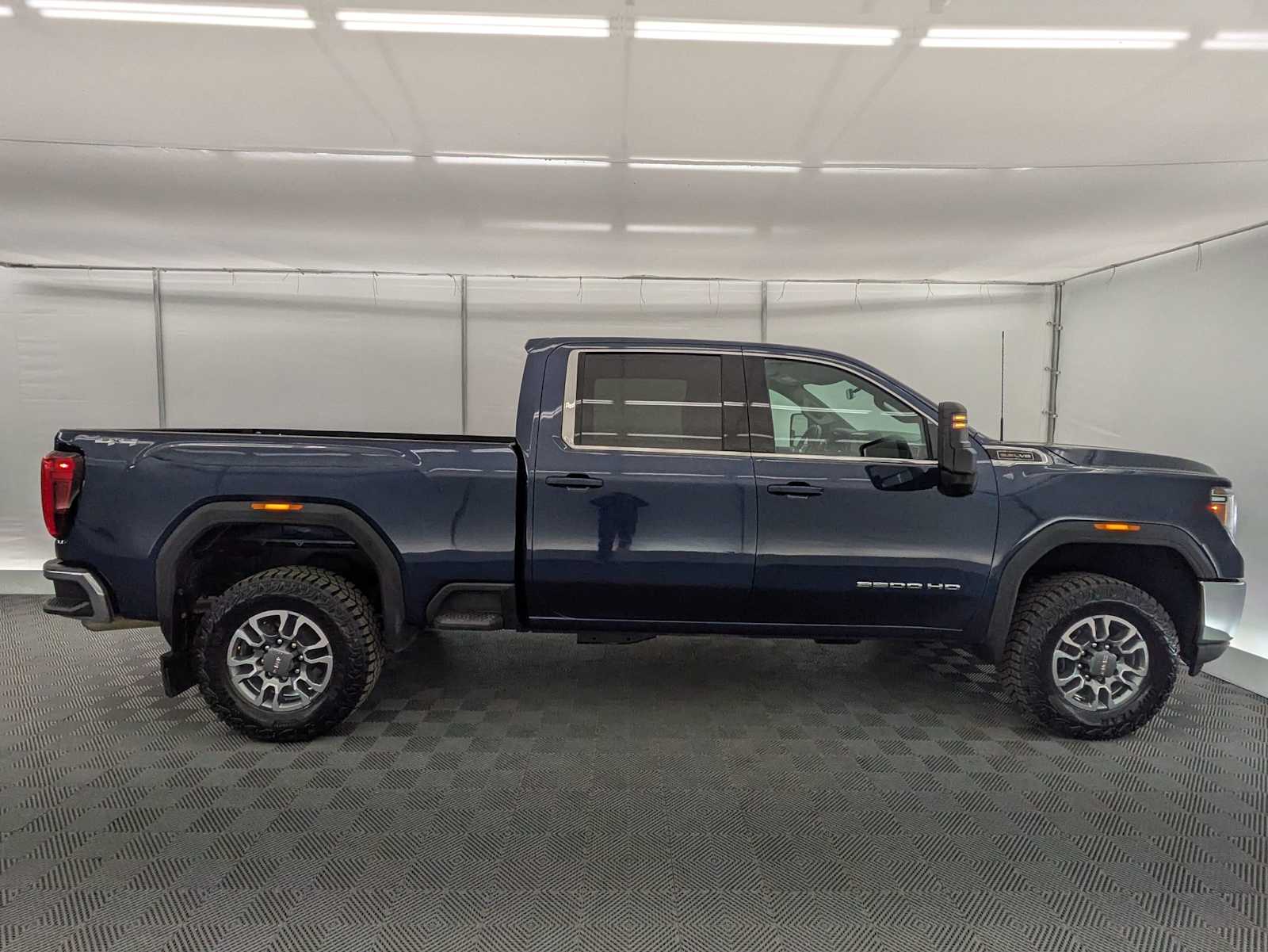 Thumbnail: 2023 GMC Sierra 3500 - 7