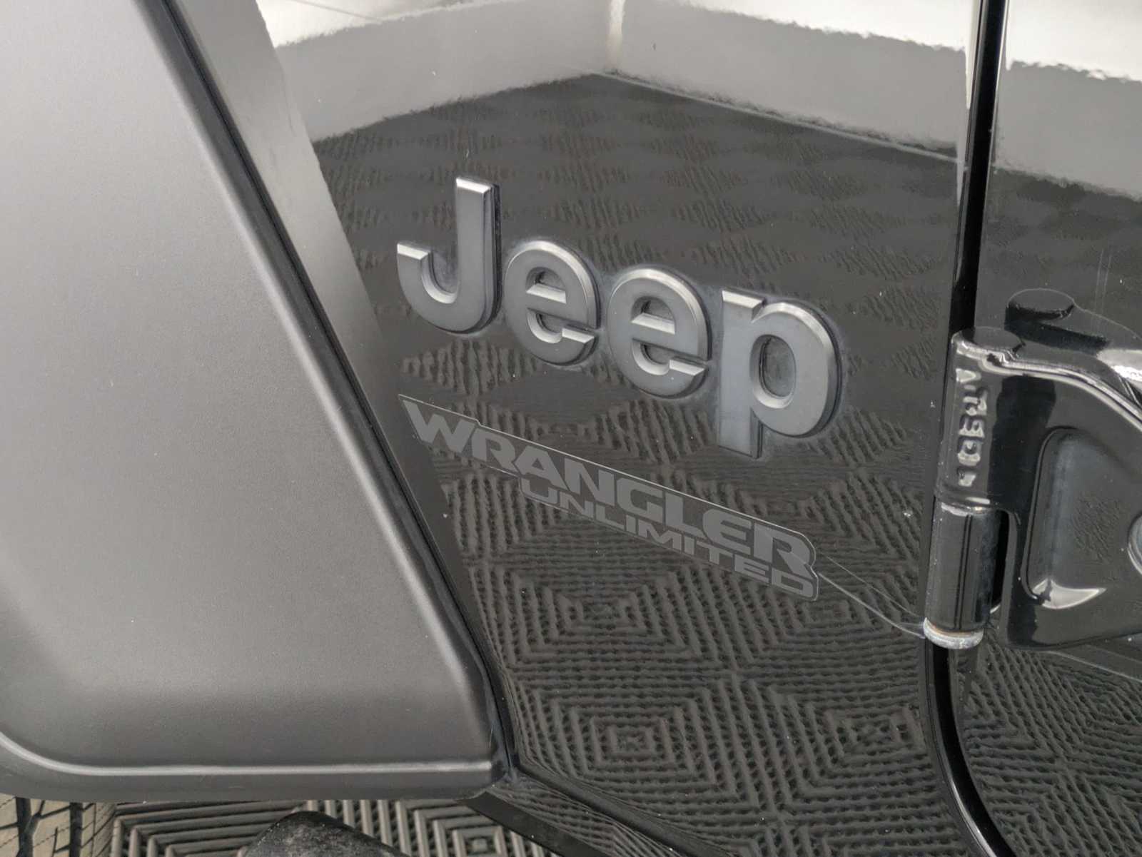 Thumbnail: 2022 Jeep Wrangler - 11