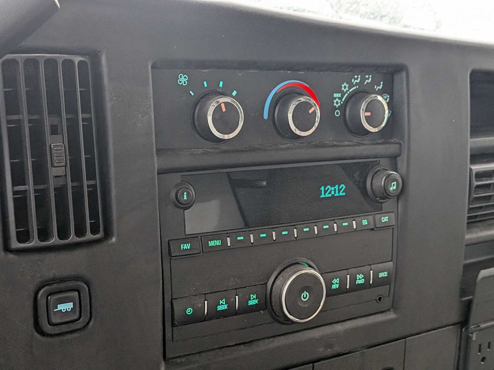 Thumbnail: 2024 Chevrolet Express - 19