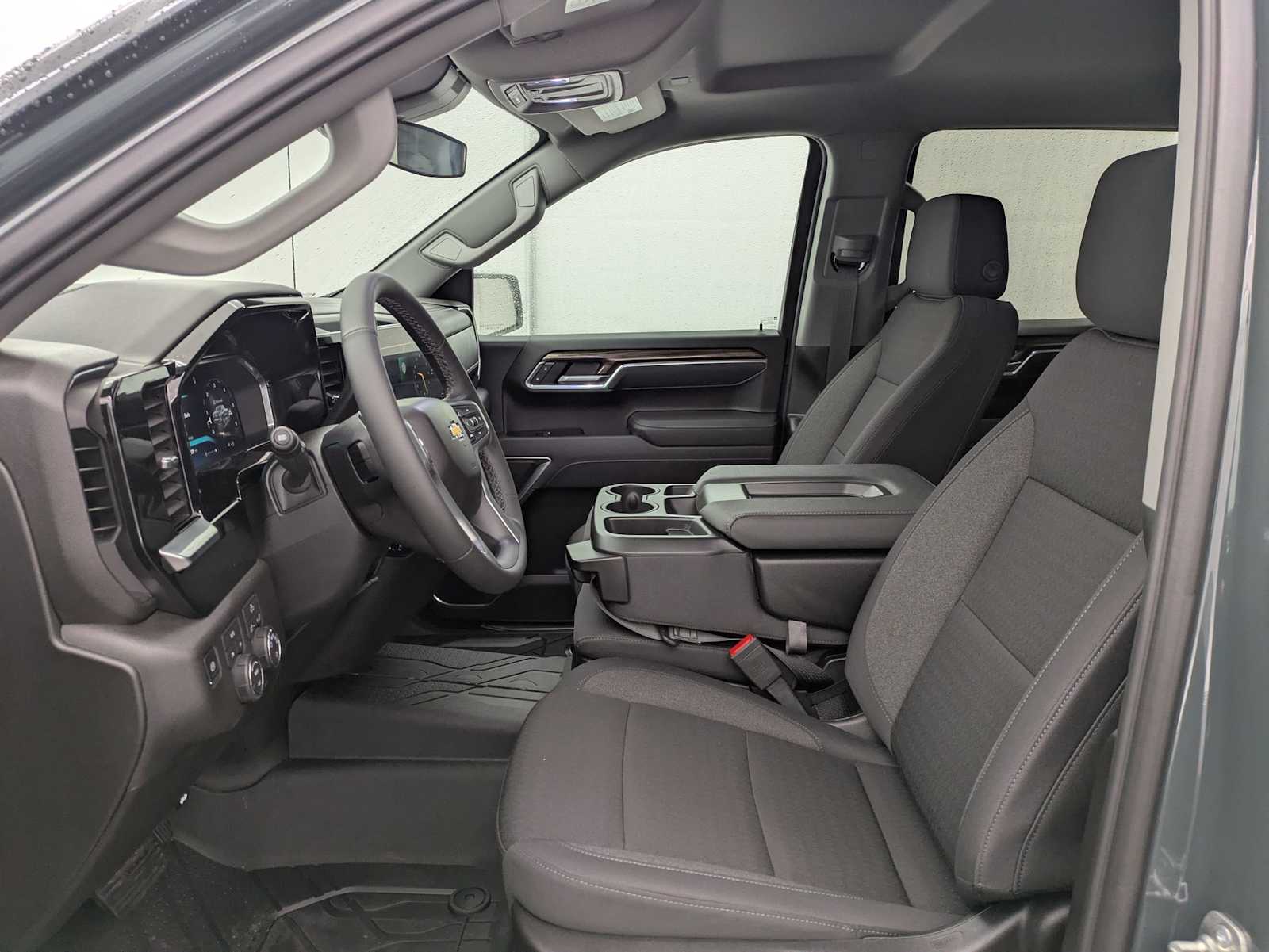 Thumbnail: 2026 Chevrolet Silverado 1500 - 17