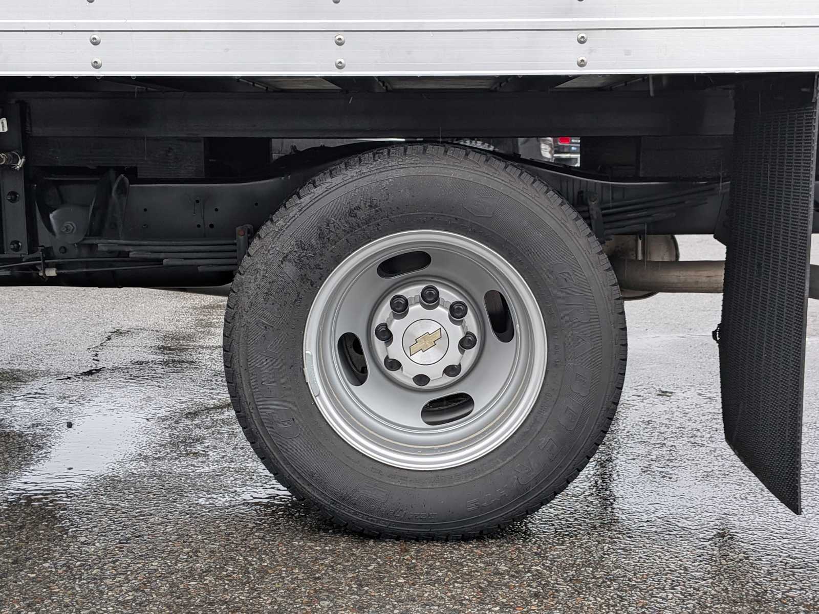 Thumbnail: 2024 Chevrolet Express - 12