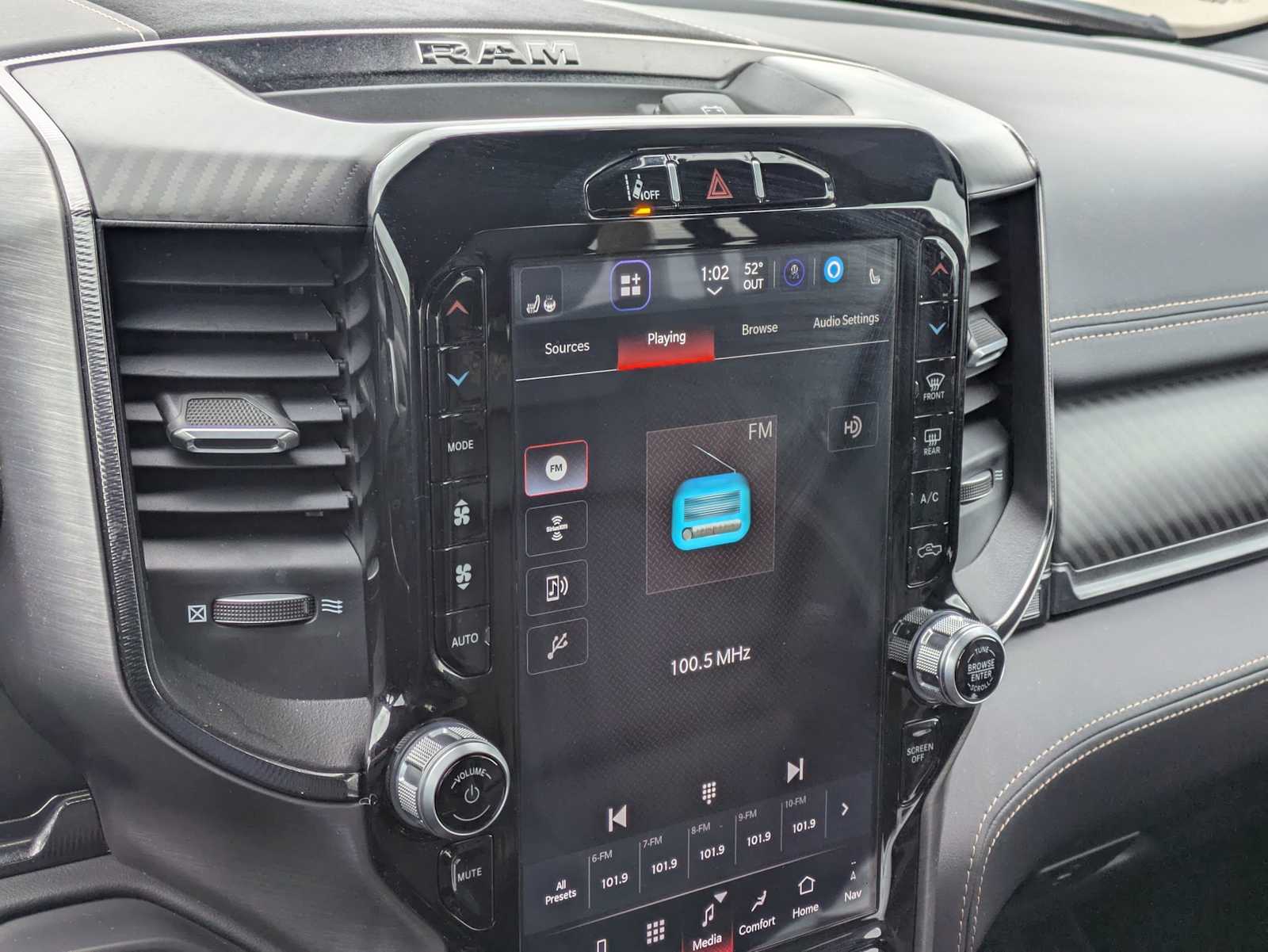 Thumbnail: 2024 RAM 1500 - 32