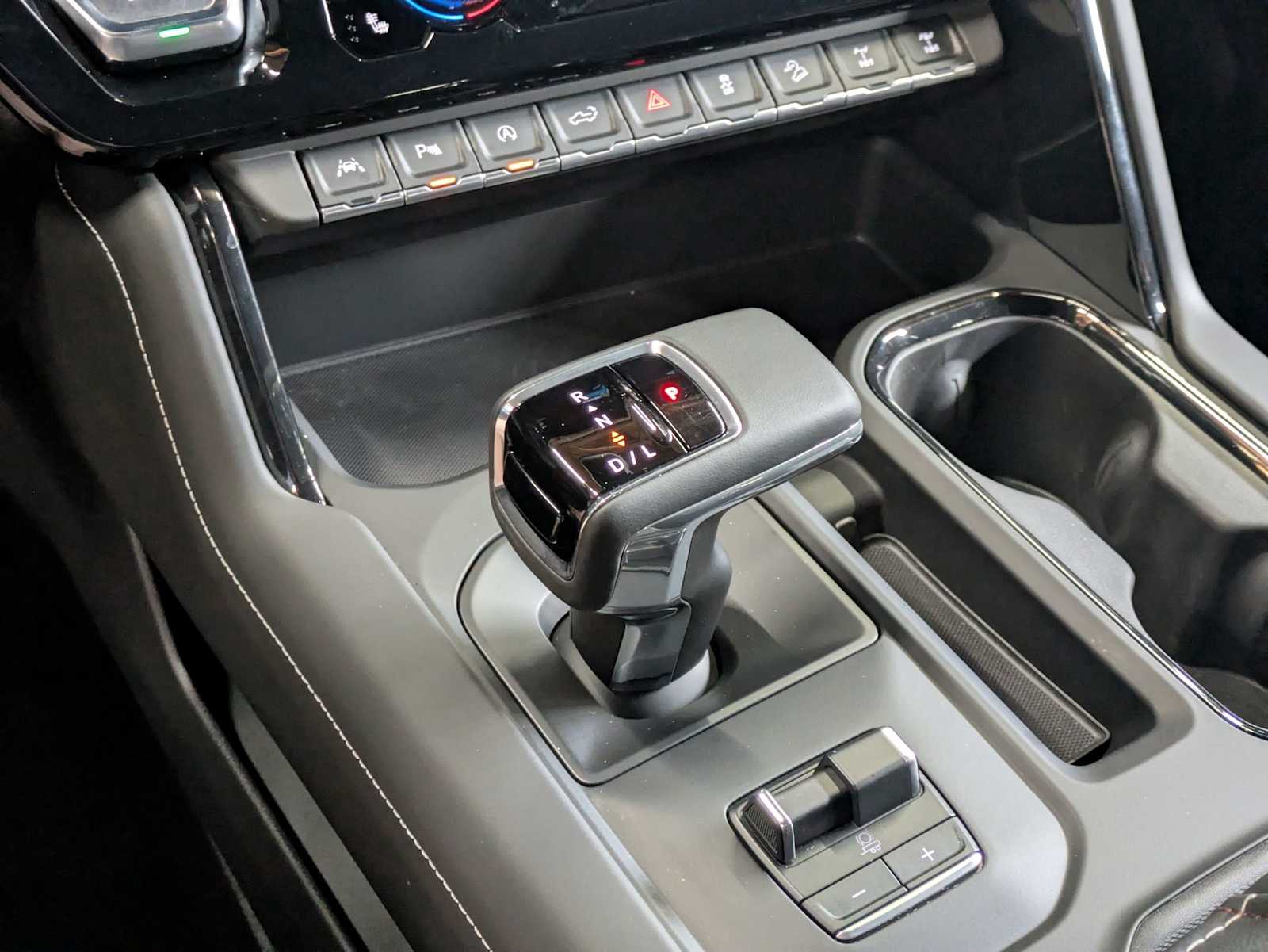 2025 GMC Sierra 1500 AT4X 33