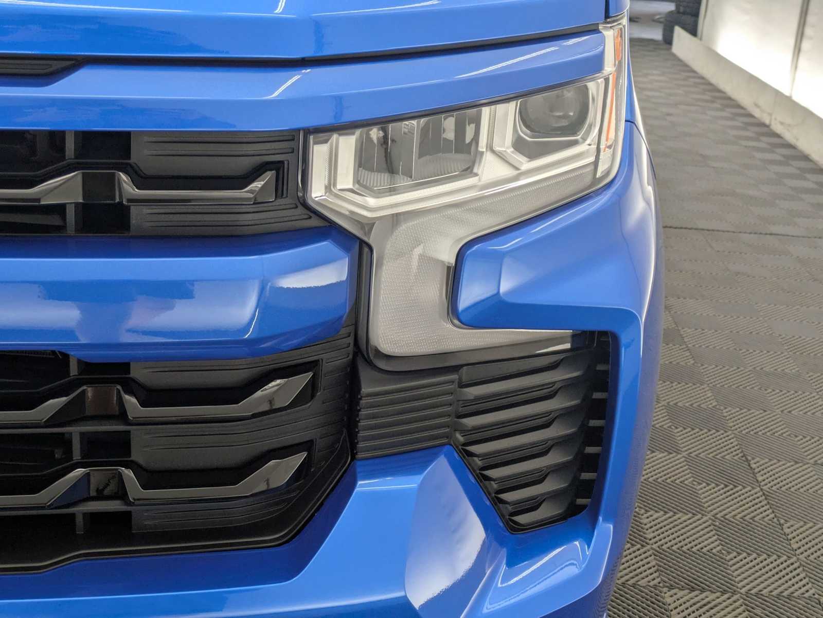 Thumbnail: 2025 Chevrolet Silverado 1500 - 10