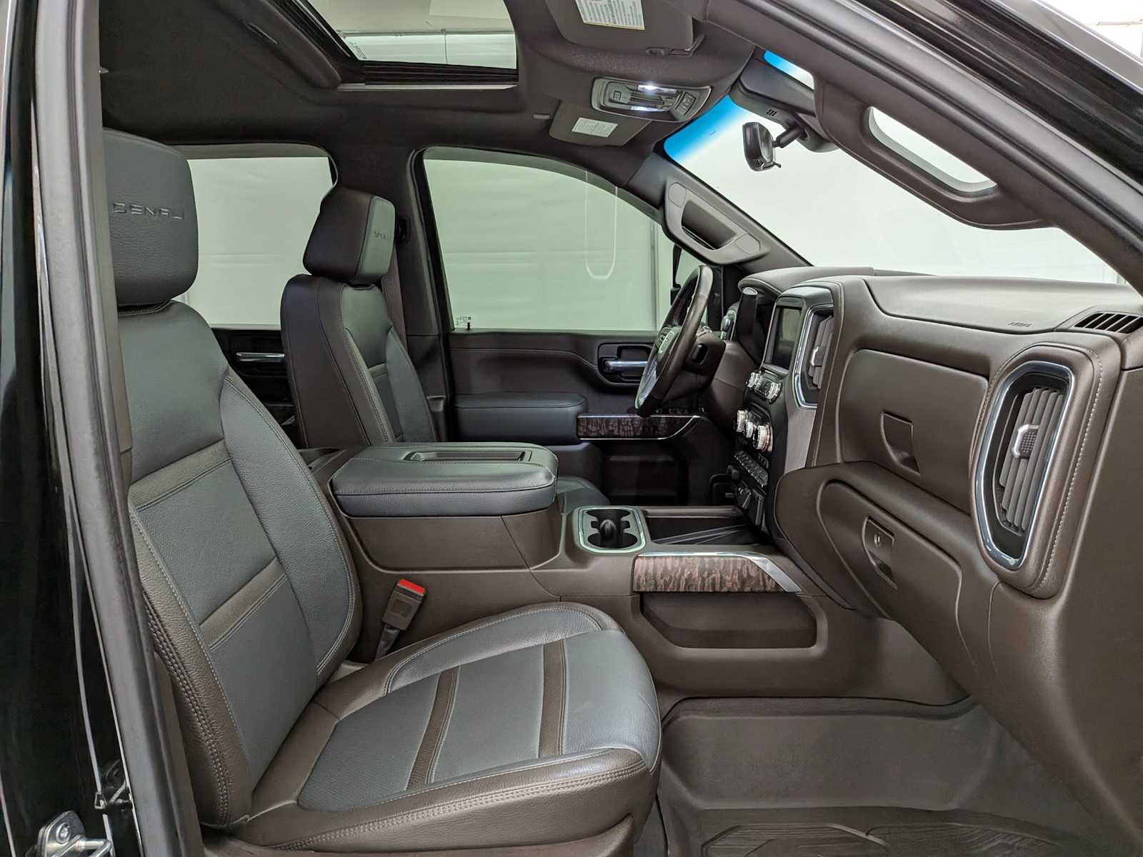 Thumbnail: 2022 GMC Sierra 3500 - 24