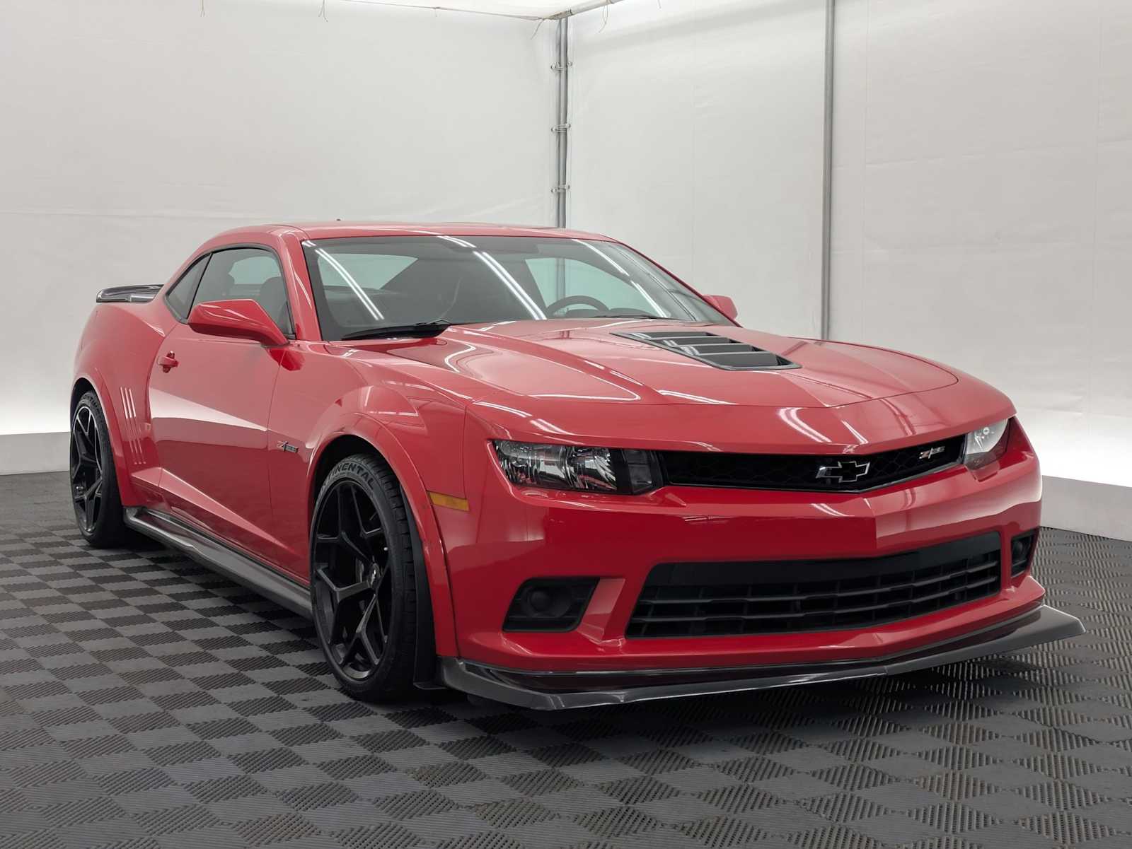 Thumbnail: 2015 Chevrolet Camaro - 8