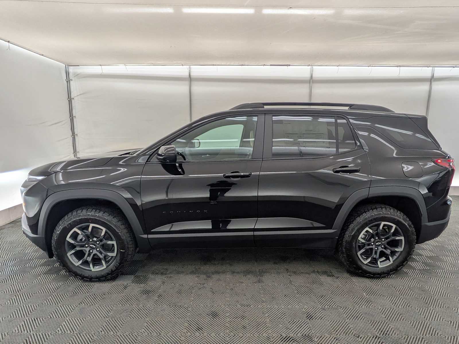 Thumbnail: 2026 Chevrolet Equinox - 3