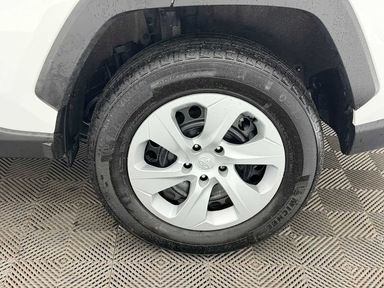 Thumbnail: 2025 Toyota RAV4 - 13