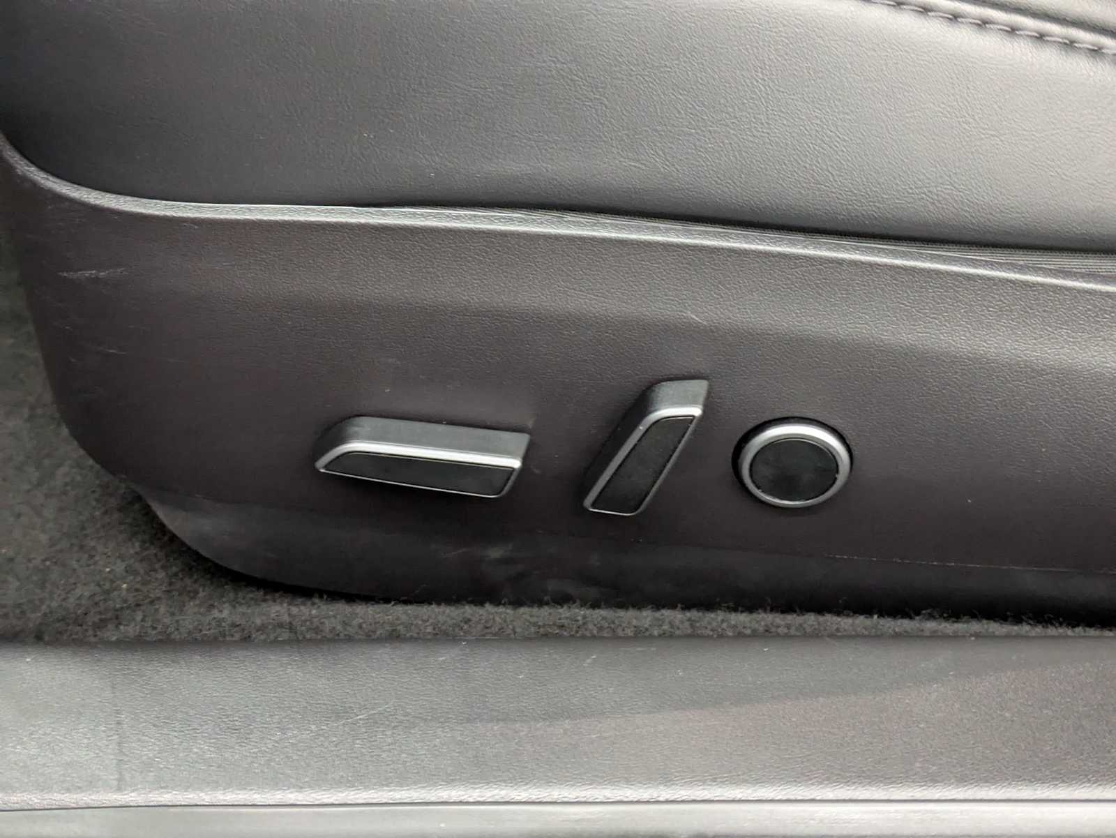 Thumbnail: 2021 Tesla Model 3 - 16