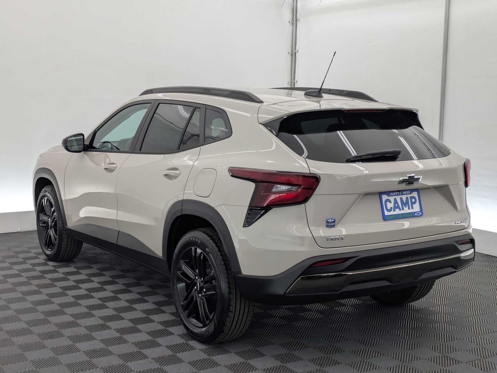 Thumbnail: 2026 Chevrolet Trax - 4