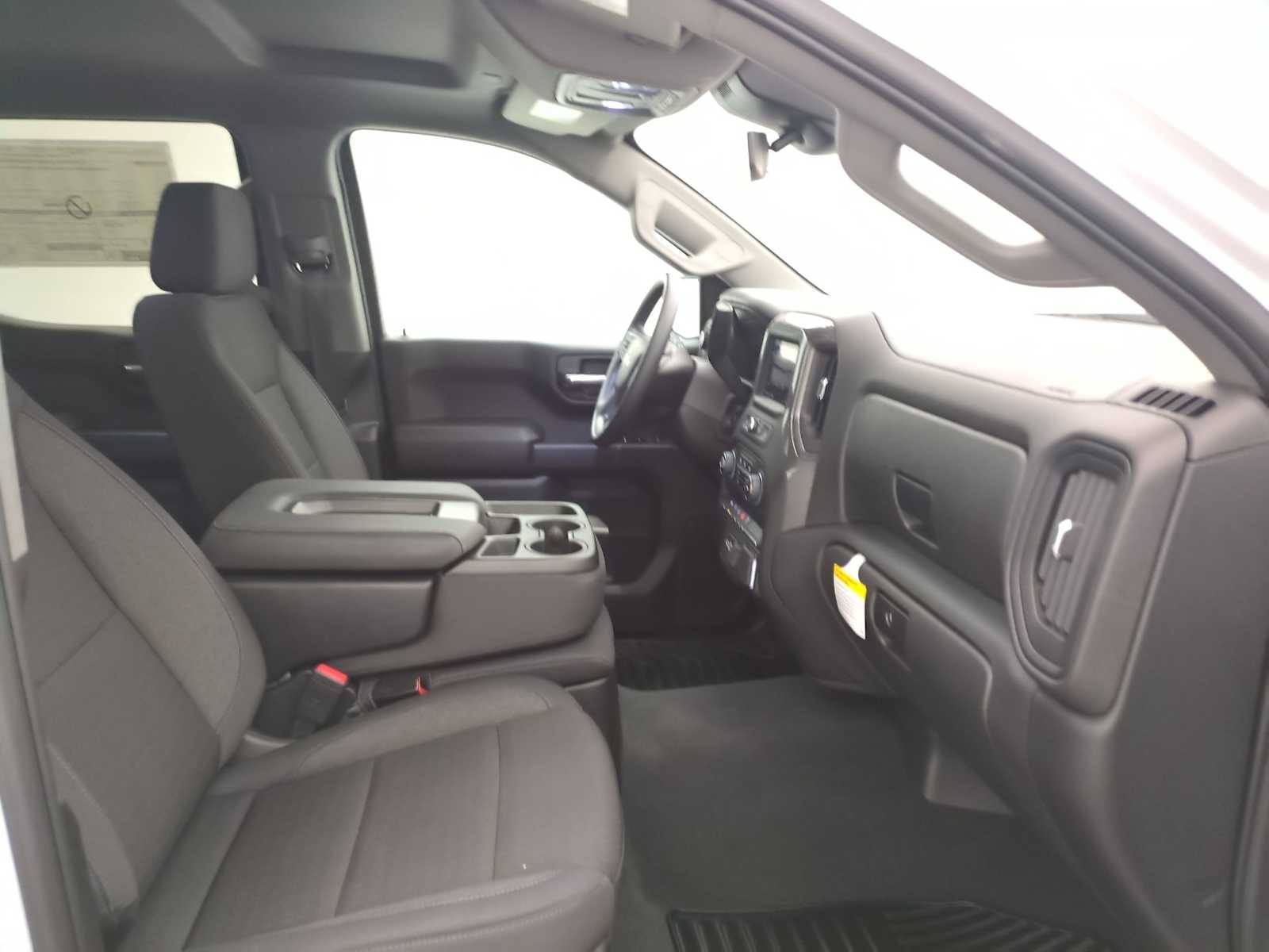 Thumbnail: 2025 Chevrolet Silverado 1500 - 20