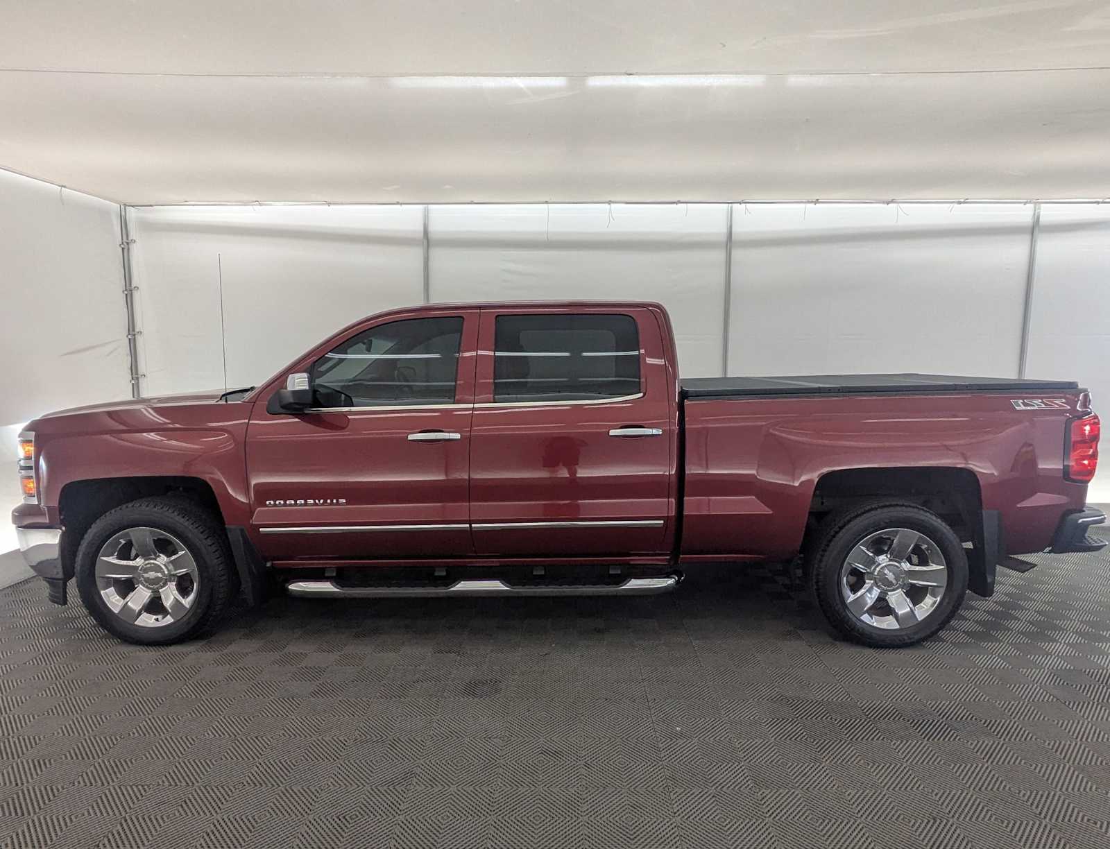 Thumbnail: 2015 Chevrolet Silverado 1500 - 3