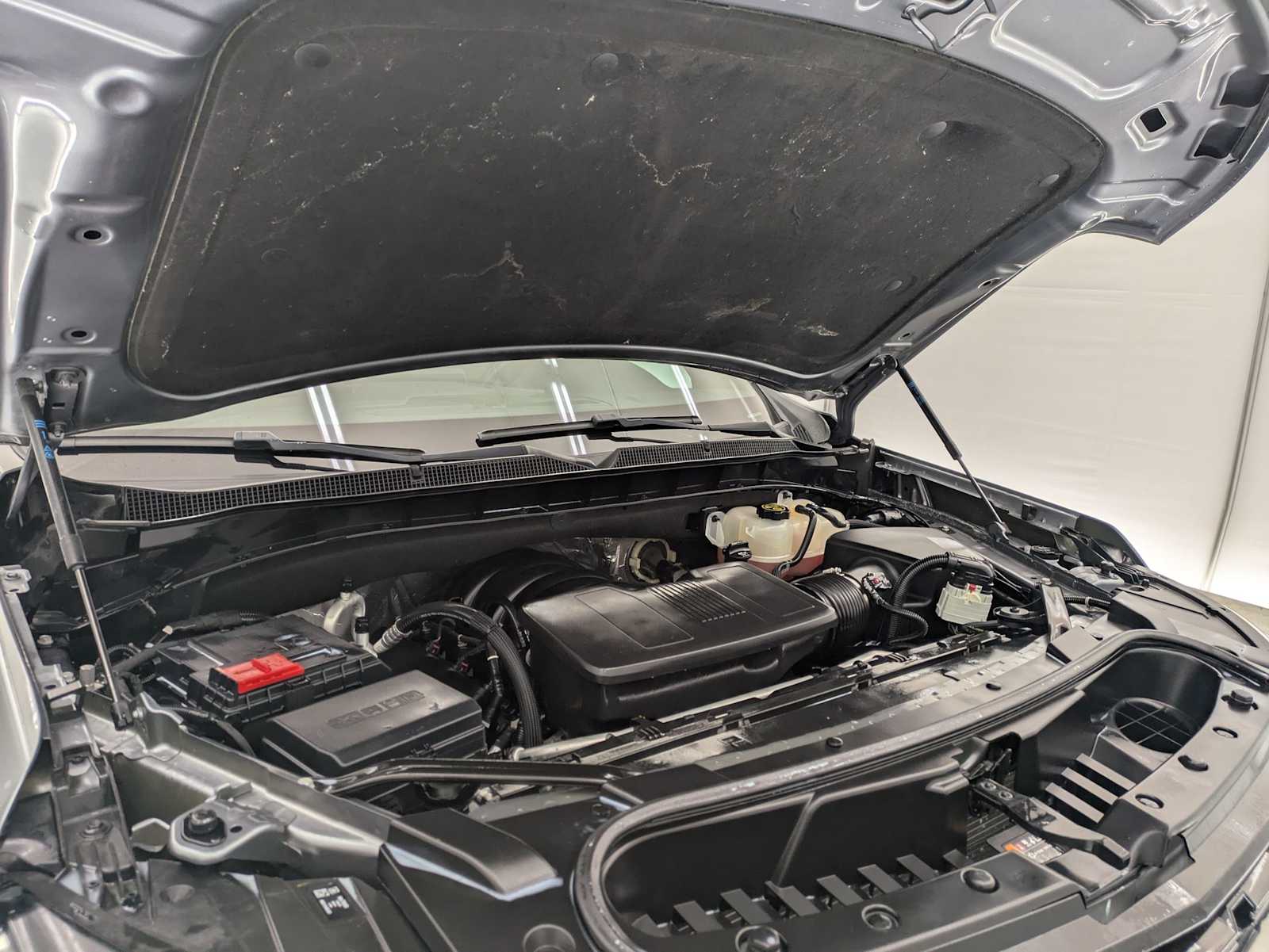 Thumbnail: 2022 Chevrolet Tahoe - 14