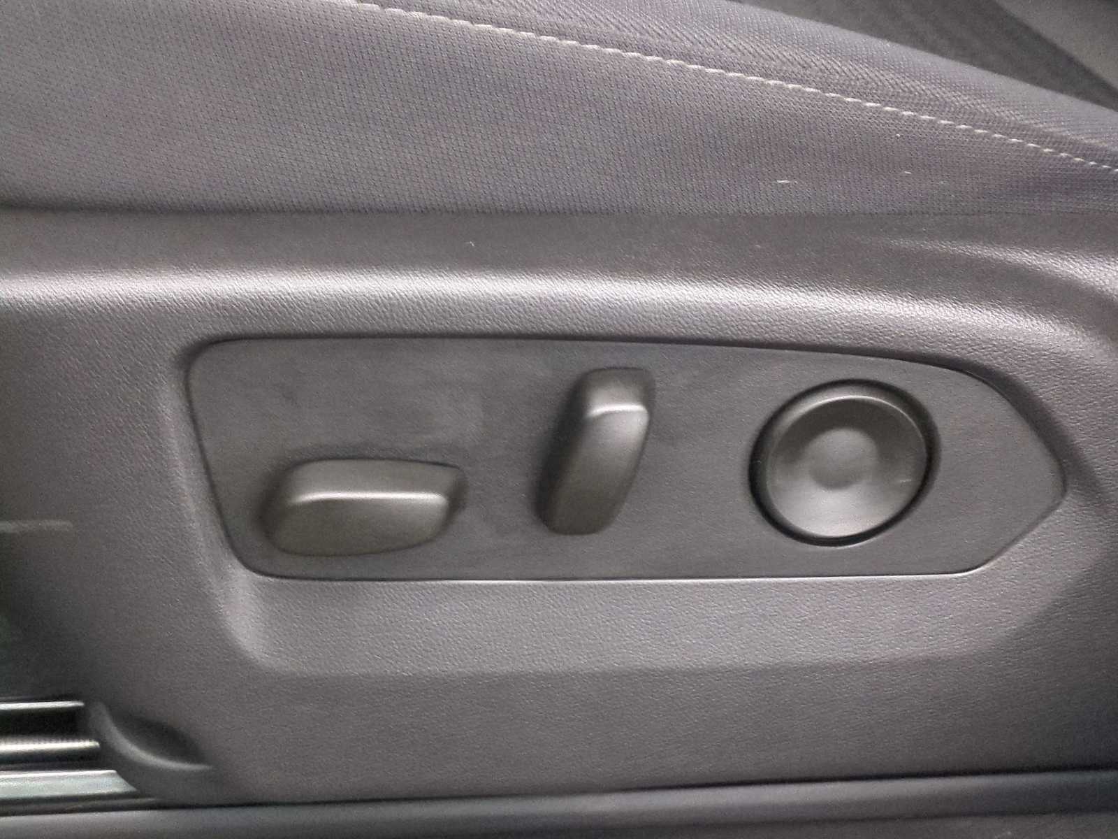 Thumbnail: 2025 Chevrolet Silverado 1500 - 16