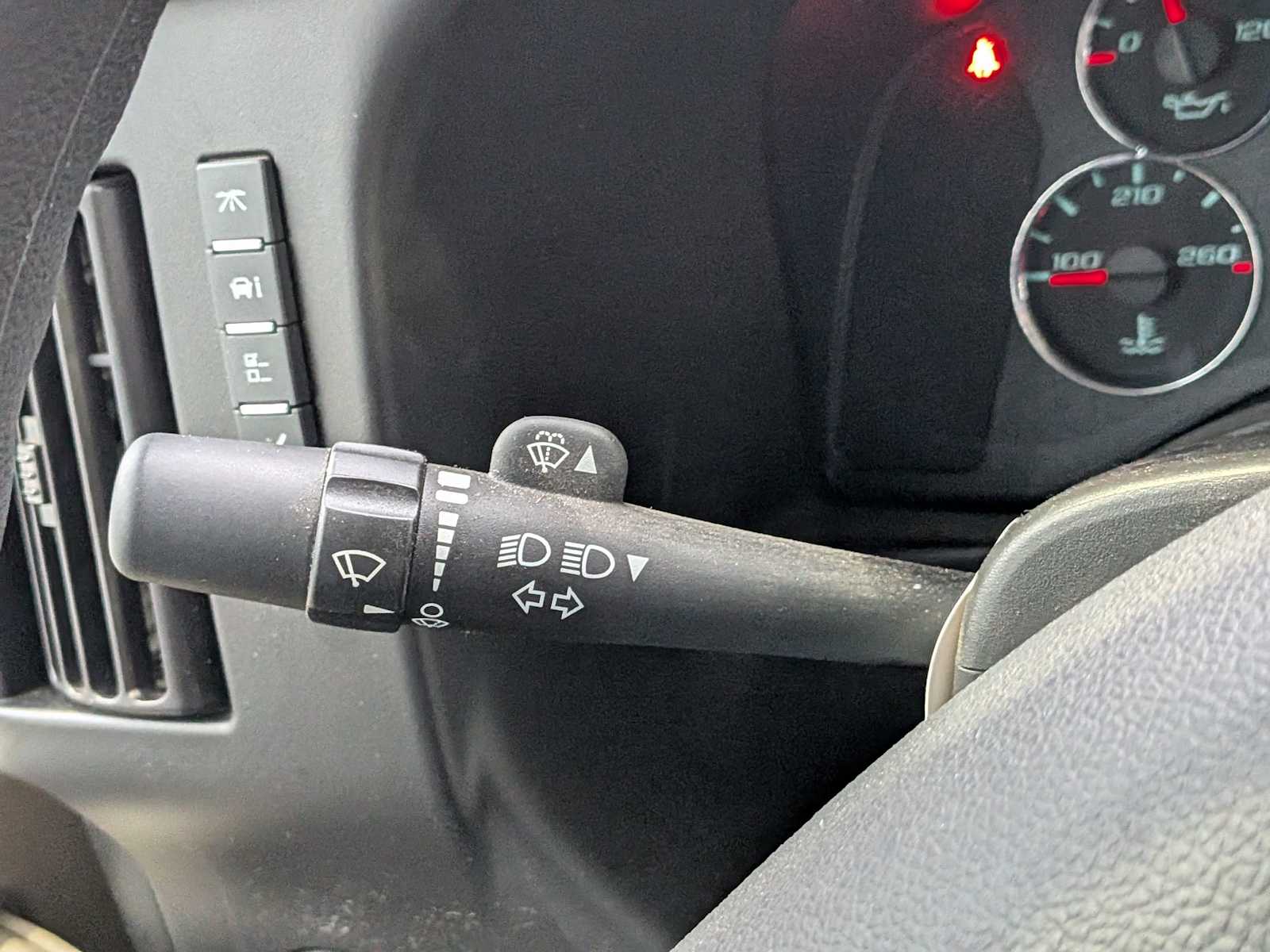 Thumbnail: 2024 Chevrolet Express - 18