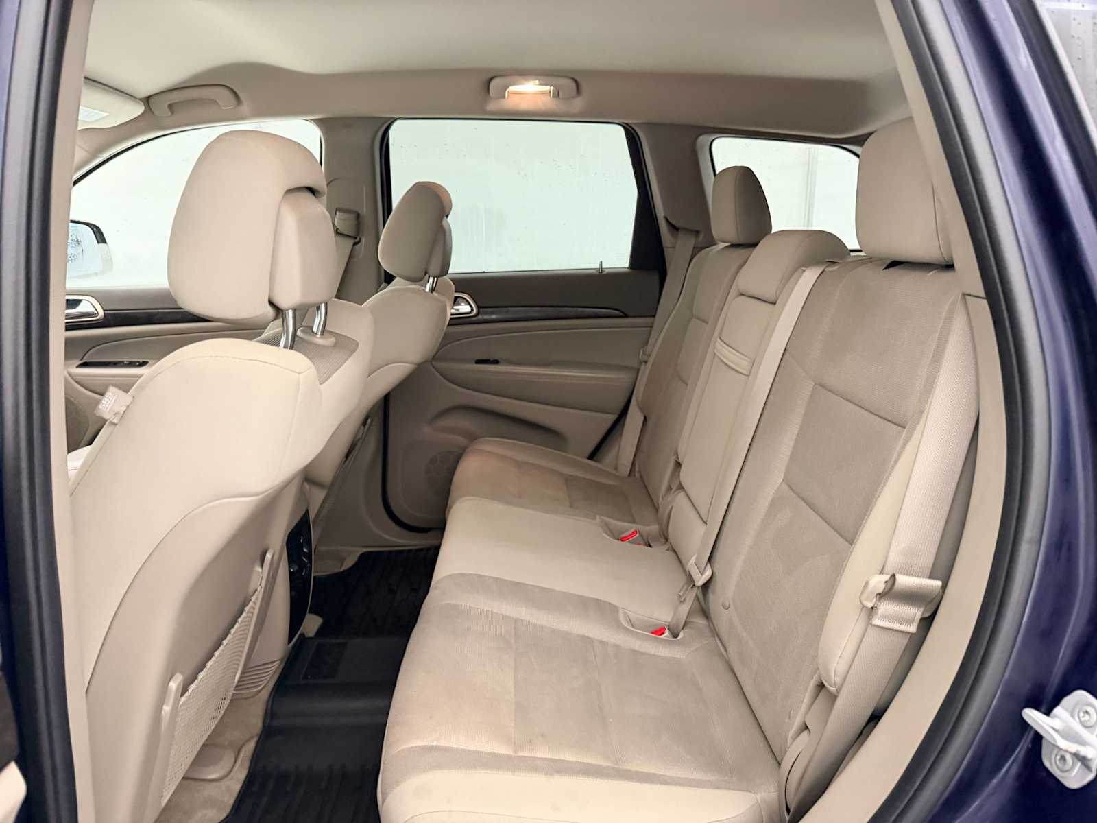 Thumbnail: 2012 Jeep Grand Cherokee - 19