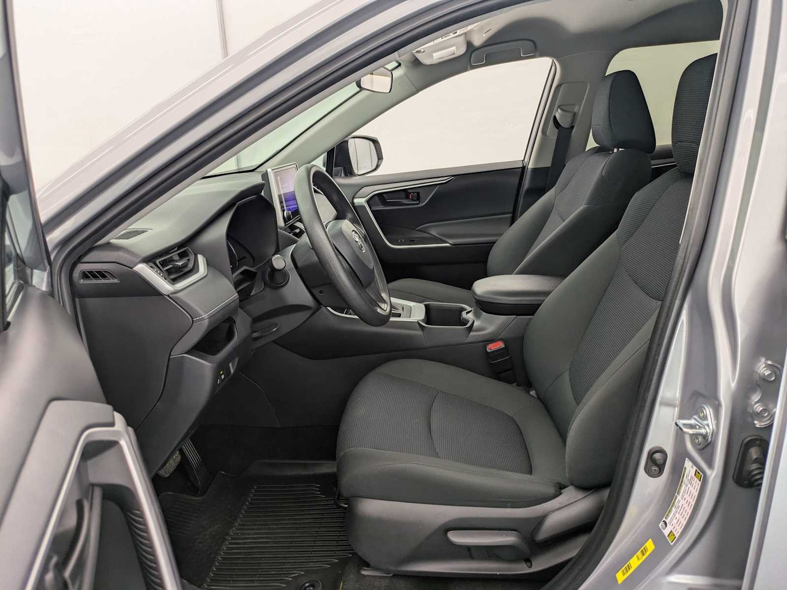 Thumbnail: 2024 Toyota RAV4 - 15