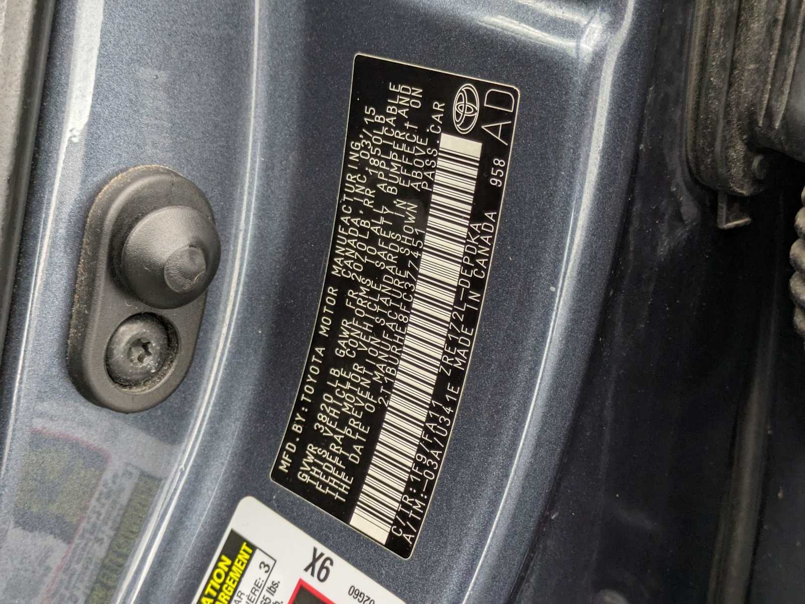 Thumbnail: 2015 Toyota Corolla - 33