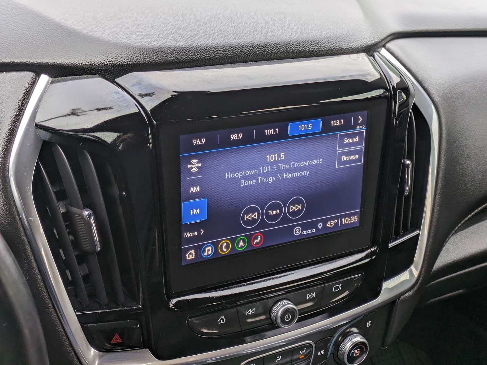 Thumbnail: 2024 Chevrolet Traverse - 33