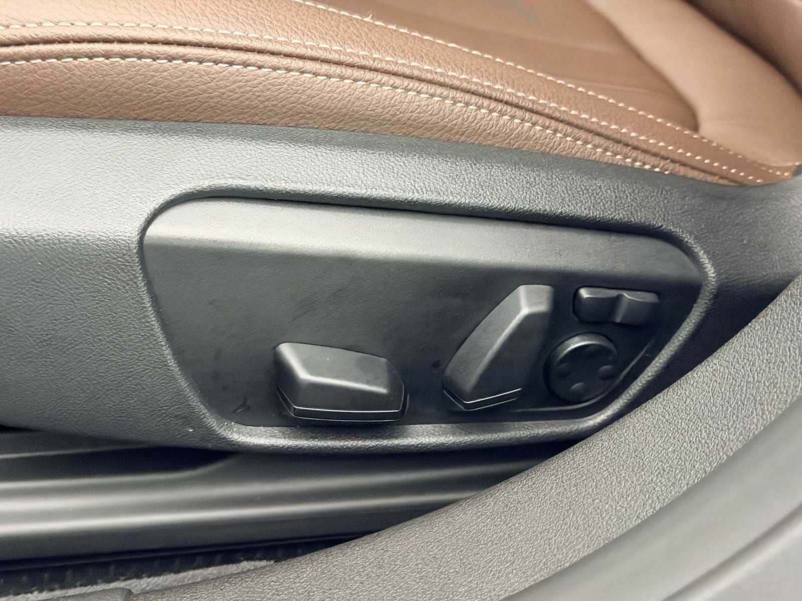 Thumbnail: 2024 BMW 2 Series - 16